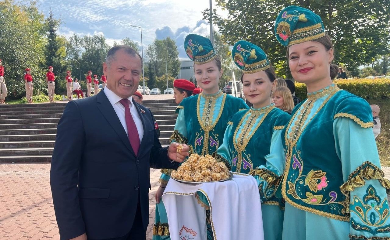 Игорь Мурог принял участие в работе Большого жюри финала Всероссийского профессионального конкурса «Лучший учитель родного языка и родной литературы – 2024» в Казани