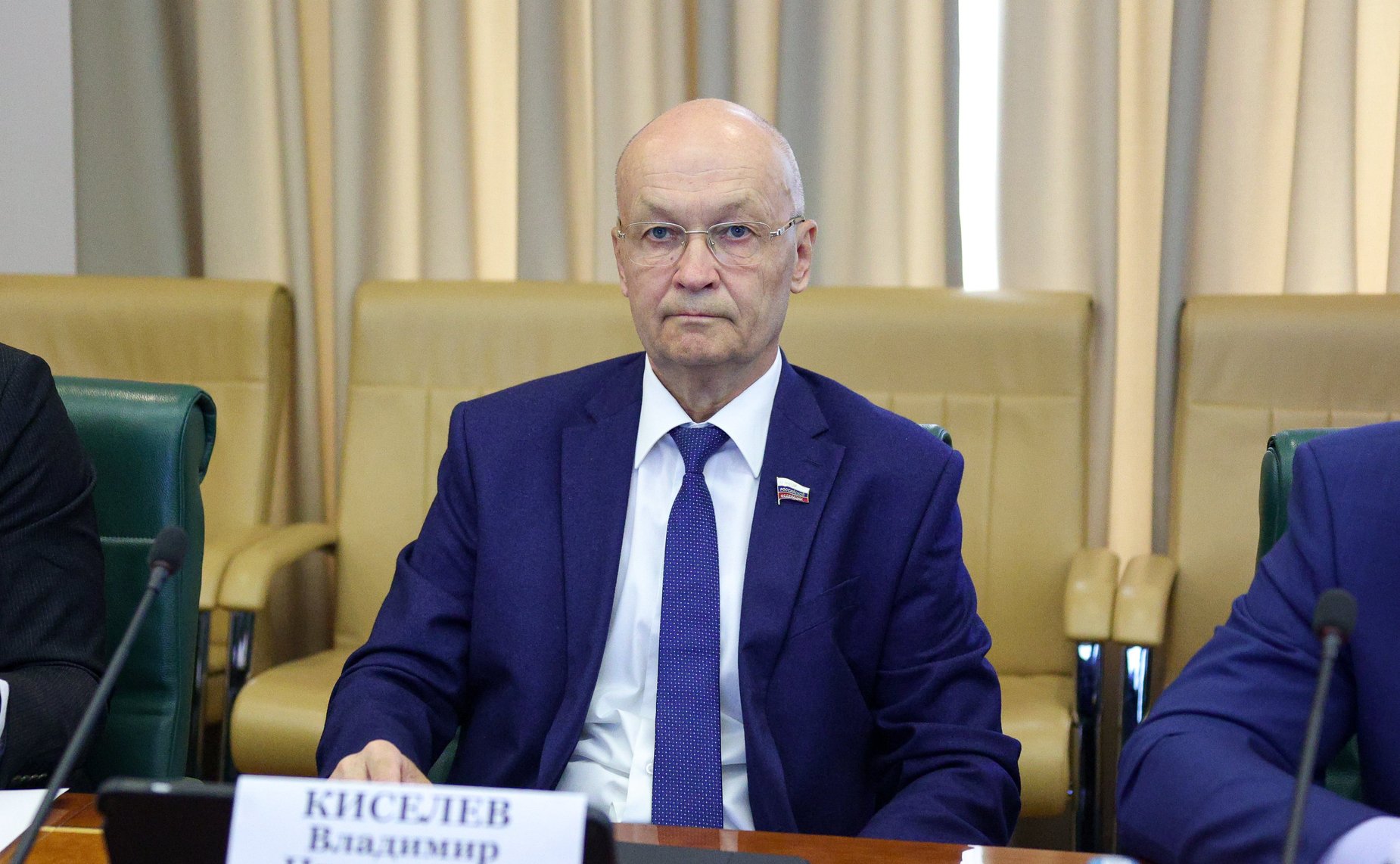 Владимир Киселев