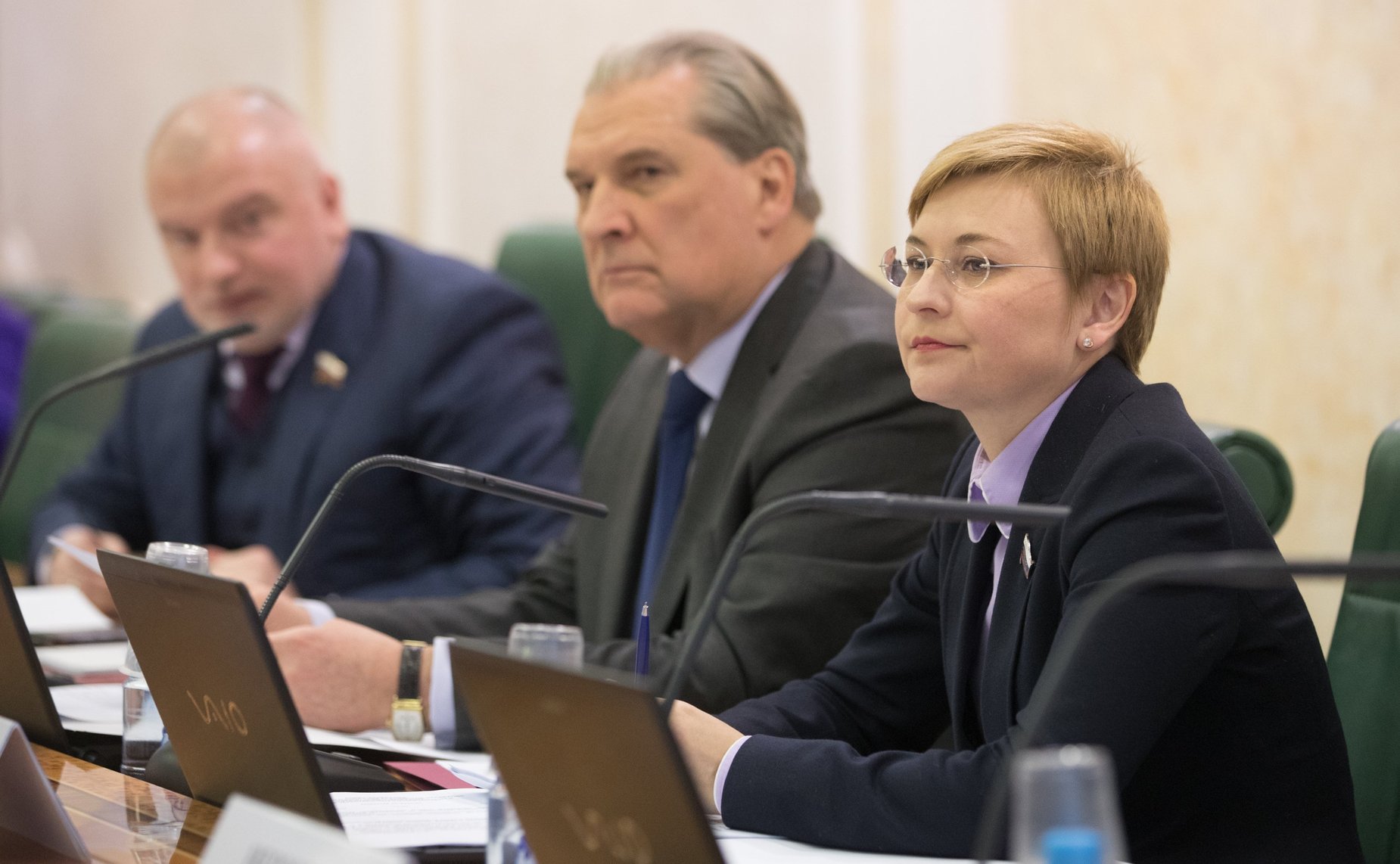 Заседание Комитета СФ по конституционному законодательству и государственному строительству