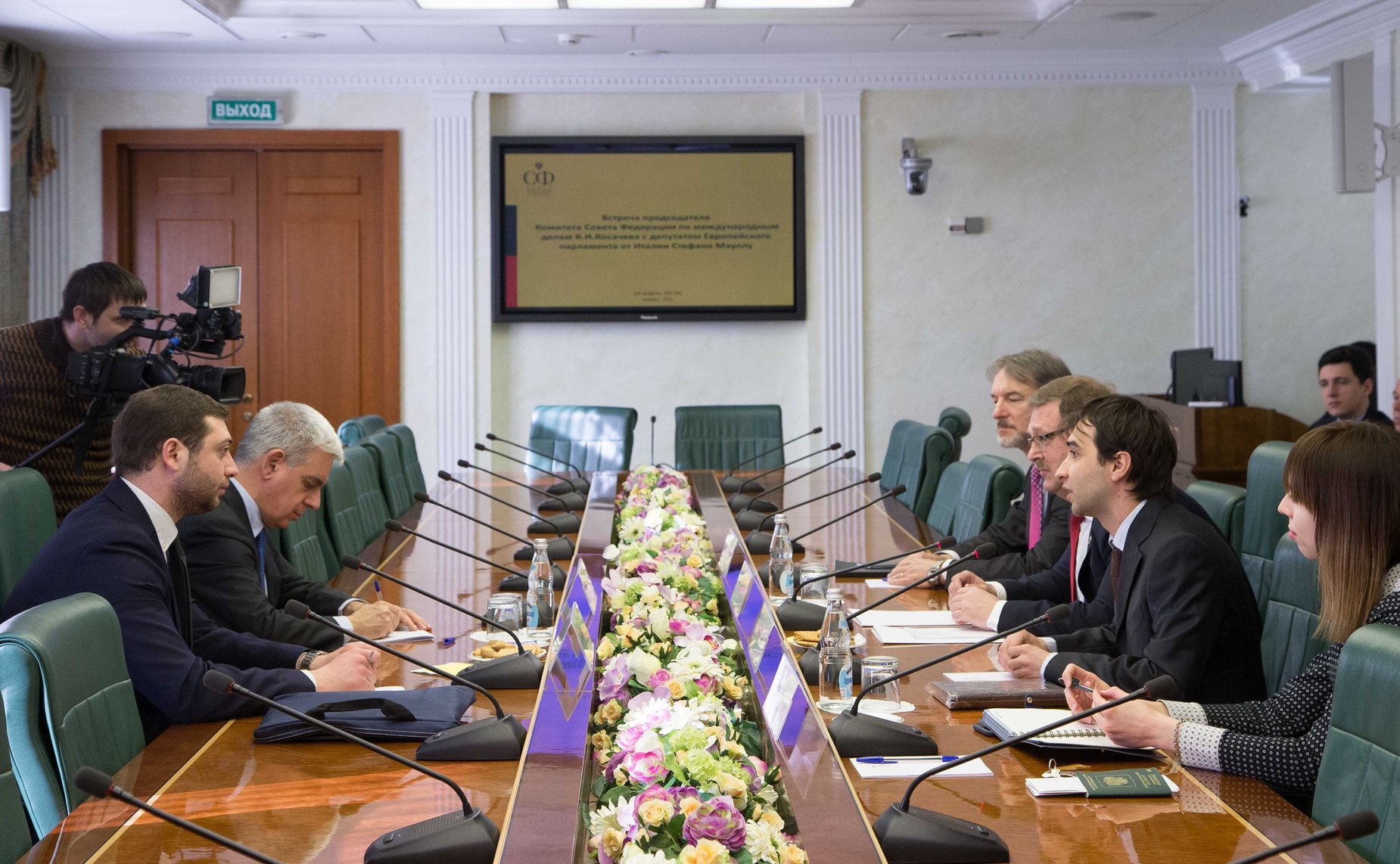 Встреча Константина Косачева с депутатом Европейского Парламента Стефано Мауллу