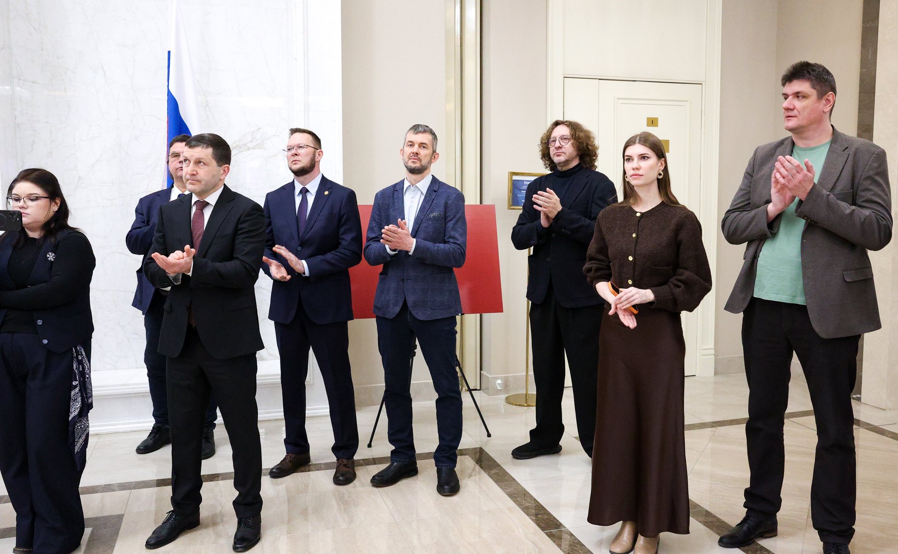 Открытие в Совете Федерации выставки работ победителей и участников первого сезона Конкурса современного плакатного искусства им. С. Ефремова «Время смыслов 20:25»