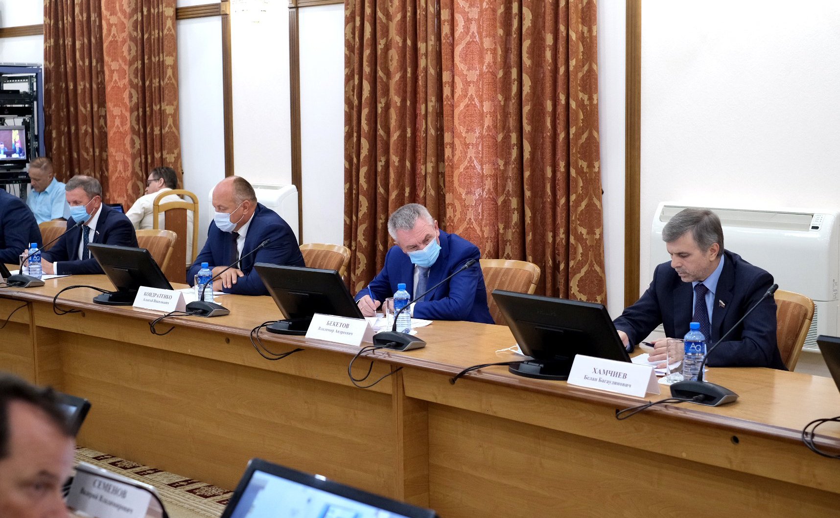 Рабочее совещание в рамках выездного заседания Комитета СФ по Регламенту и организации парламентской деятельности в г. Краснодаре