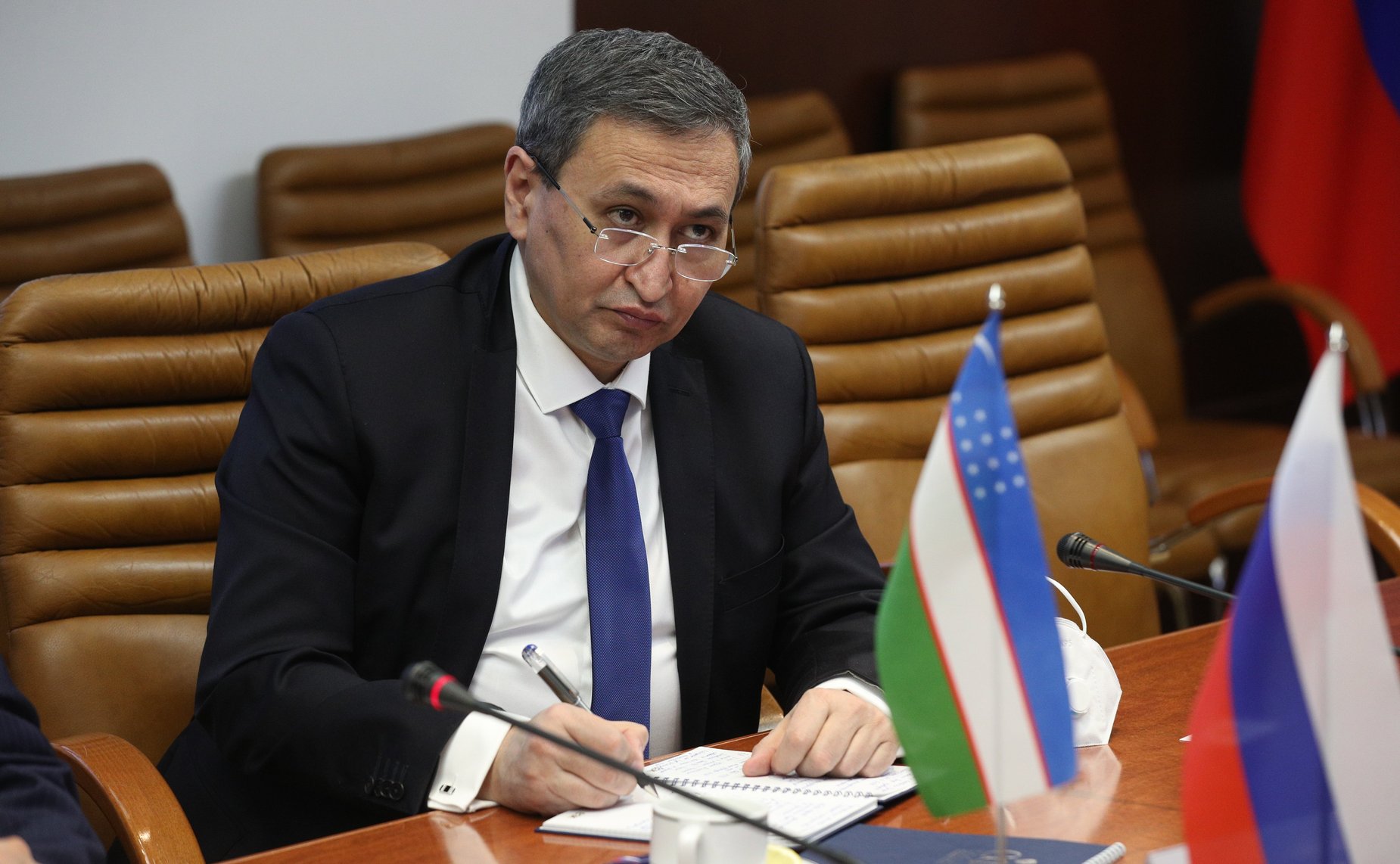 Ильяс Умаханов провел встречу с Чрезвычайным и Полномочным Послом Республики Узбекистан в Российской Федерации