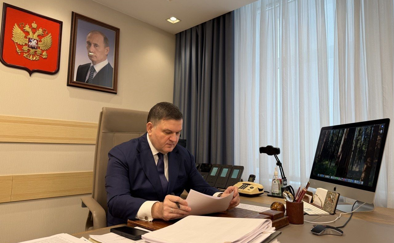 Сергей Перминов рассмотрел обращения жителей Сланцевского района Ленинградской области