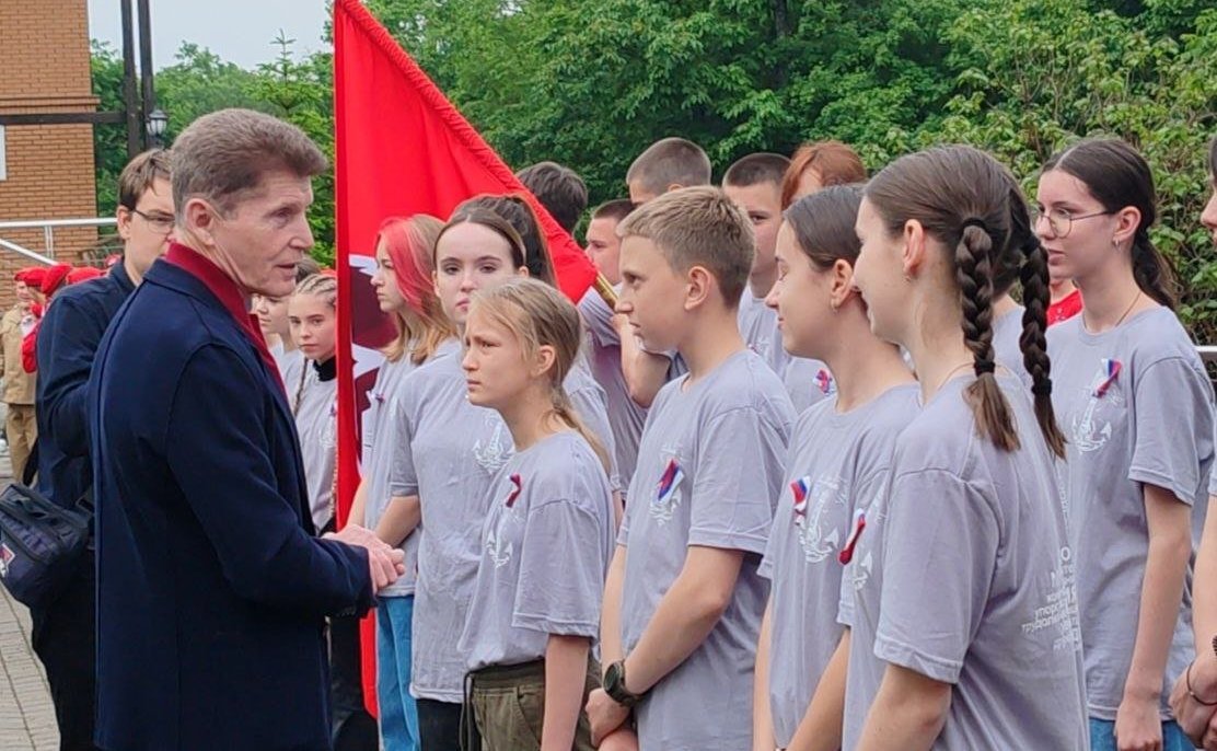 Александр Ролик совместно с Губернатором Приморья Олегом Кожемяко принял участие в торжественной церемонии открытия филиала Всероссийского детского центра «Океан» — Центра воспитательных технологий «Маяк»