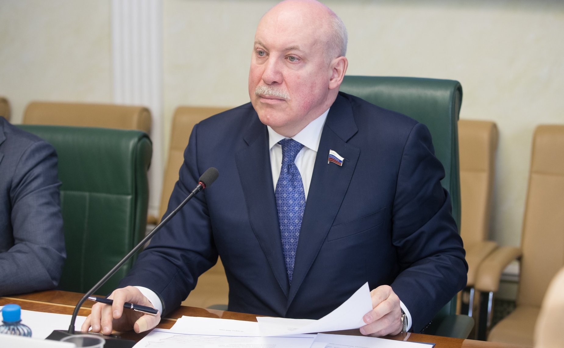 Д. Мезенцев