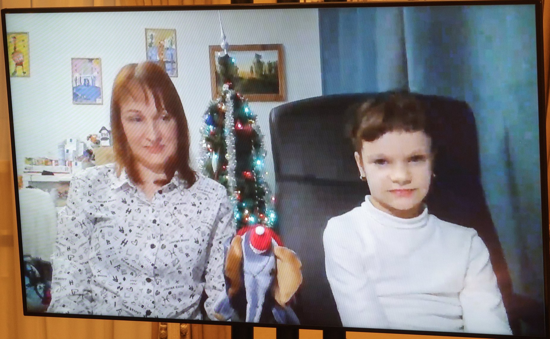 Валентина Матвиенко приняла участие во Всероссийской акции «Елка желаний» и помогла исполниться новогодним желаниям детей из города на Неве
