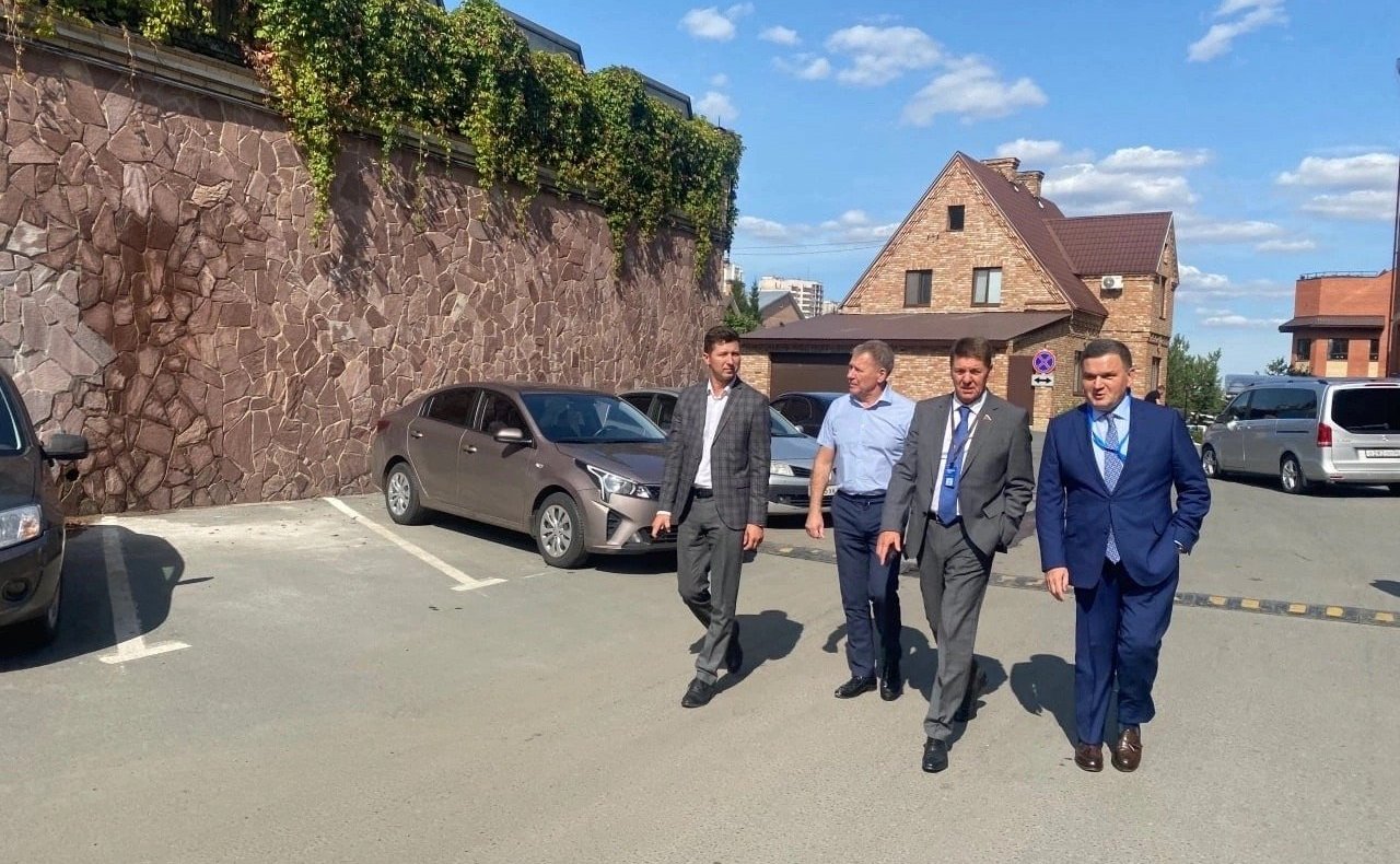 Андрей Шевченко в ходе работы в регионе принял участие в работе VIII Международного форума «Евразия Global»