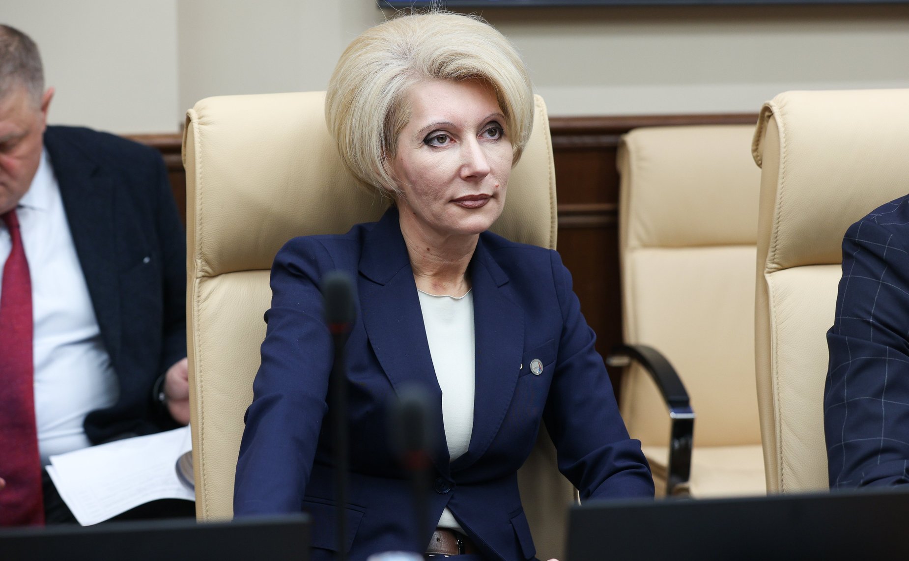 Круглый стол Комитета Совета Федерации по экономической политике на тему «Актуальные вопросы реализации национального проекта «Новые материалы и химия» в части малотоннажной химии. Подготовка кадров»