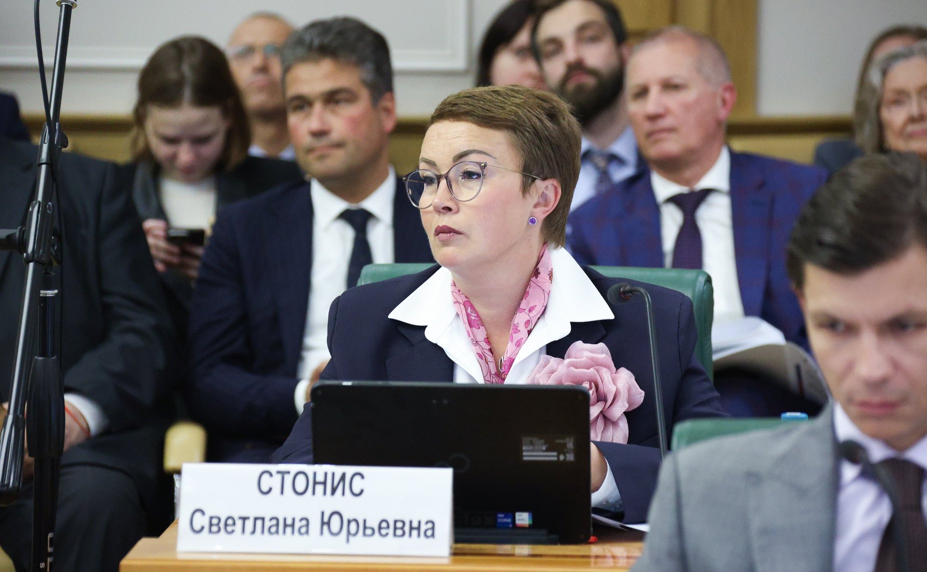 Парламентские слушания на тему «Вопросы управления комплексами индивидуальных жилых домов»