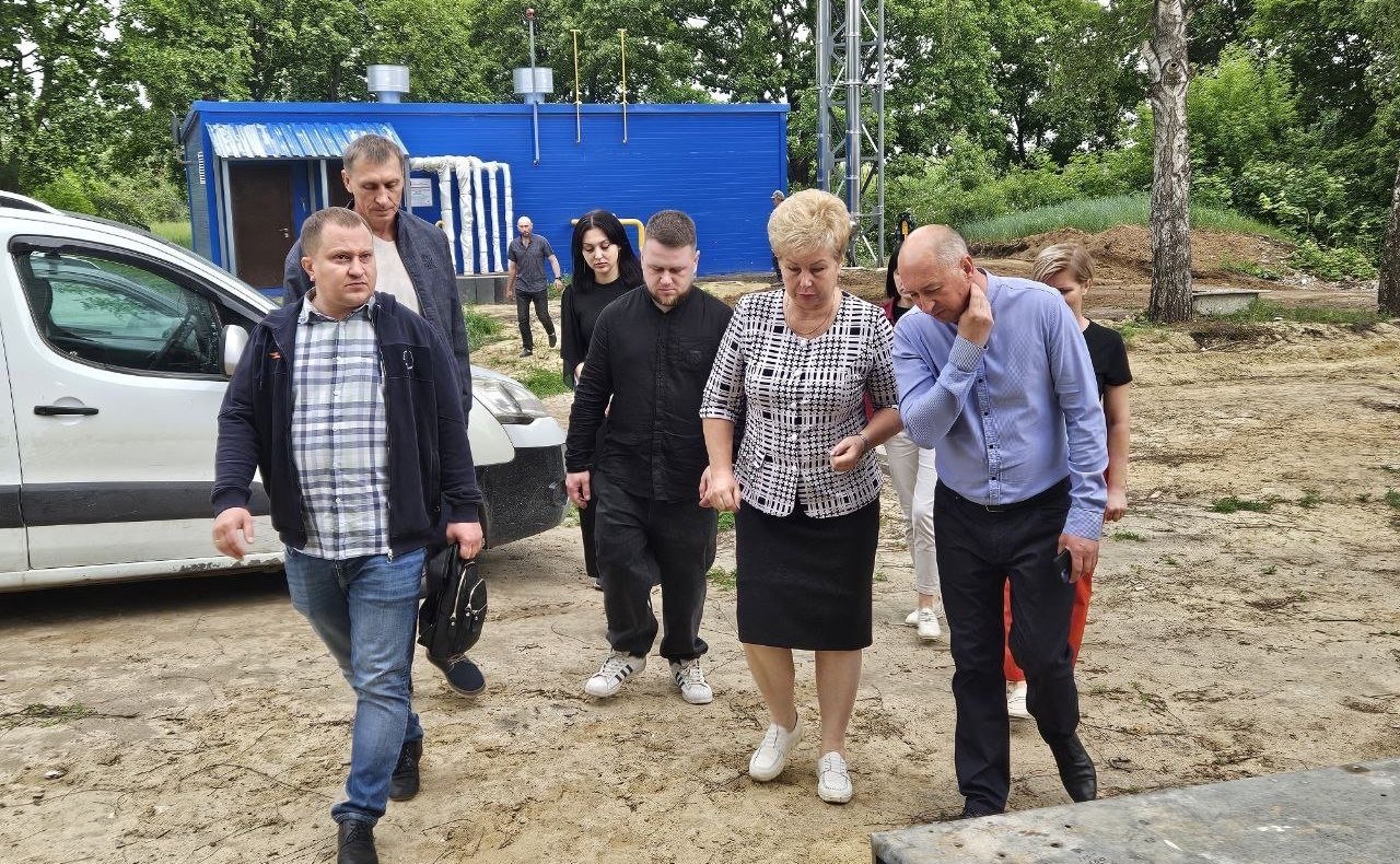 Ольга Бас в рамках поездки в регион посетила Металлистский дом культуры