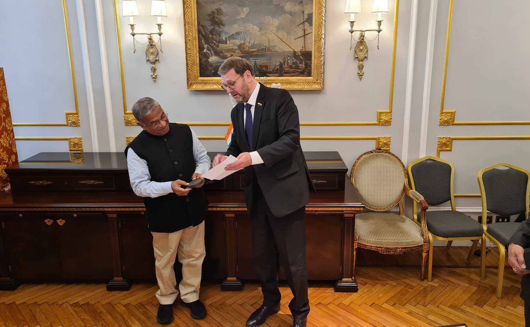 Встреча заместителя Председателя СФ Константина Косачева и заместителя Председателя Совета штатов Парламента Индии Х.Б. Нараян Сингха