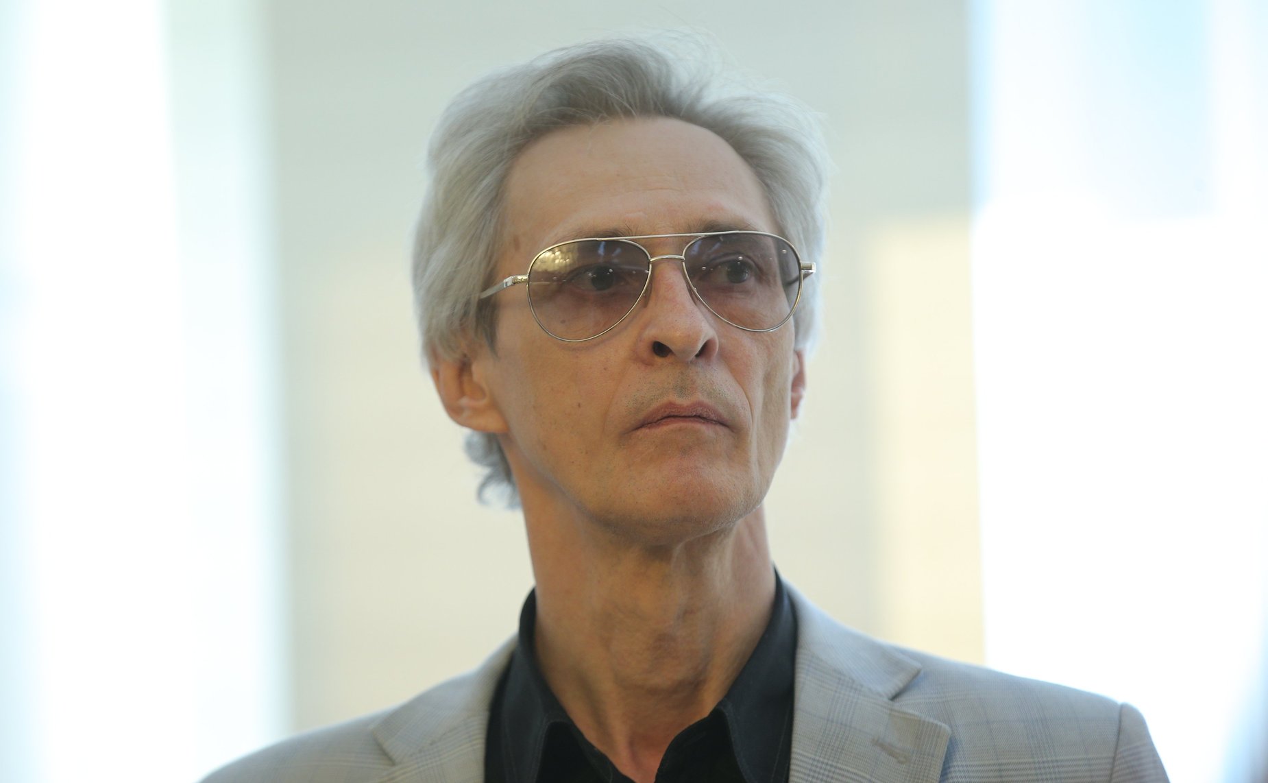 Олег Цепкин открыл в Совете Федерации выставку «Магнитка — город трудовой доблести, центр искусства и творчества»