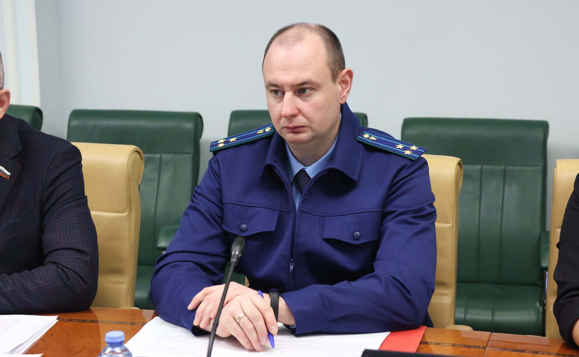 Круглый стола Комитета СФ по конституционному законодательству и государственному строительству «Актуальные проблемы разграничения уголовной и административной ответственности за незаконные действия, причиняющие вред атмосферному воздуху»