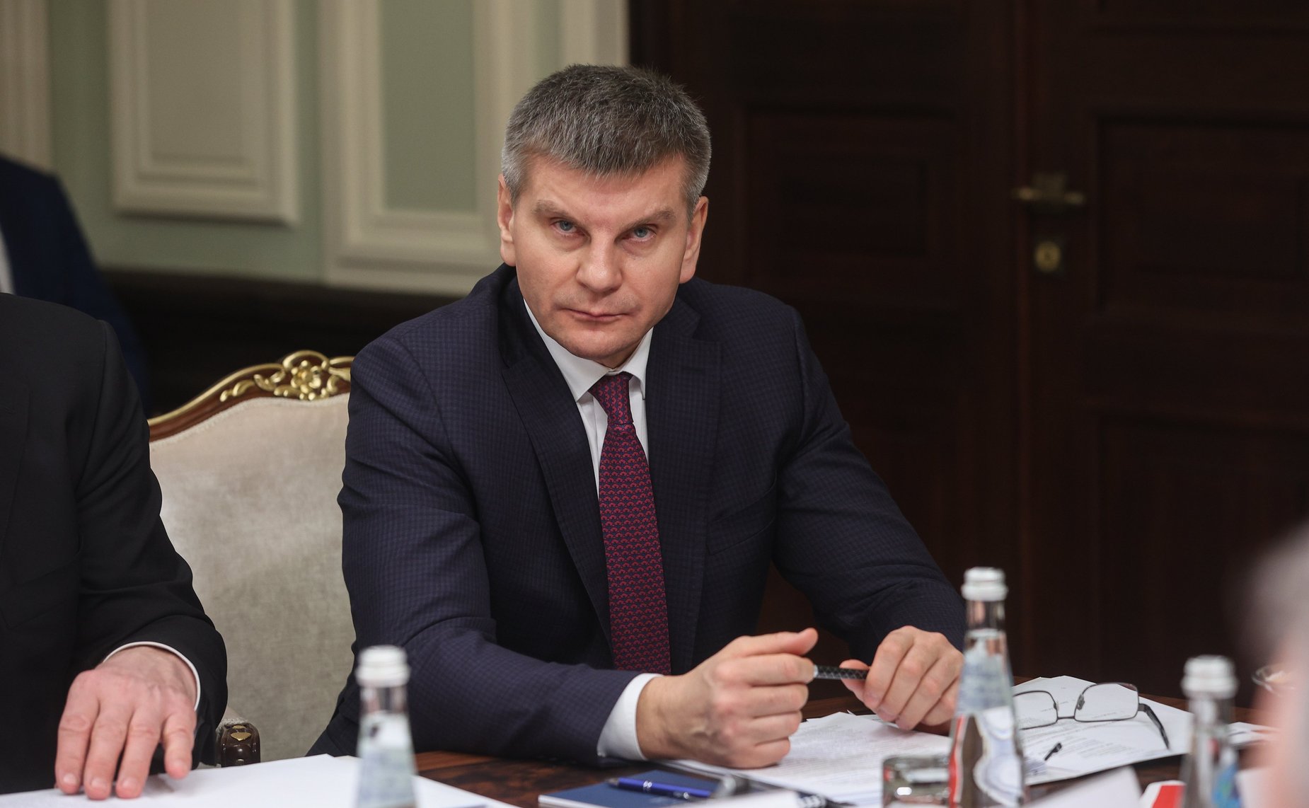 Геннадий Голов