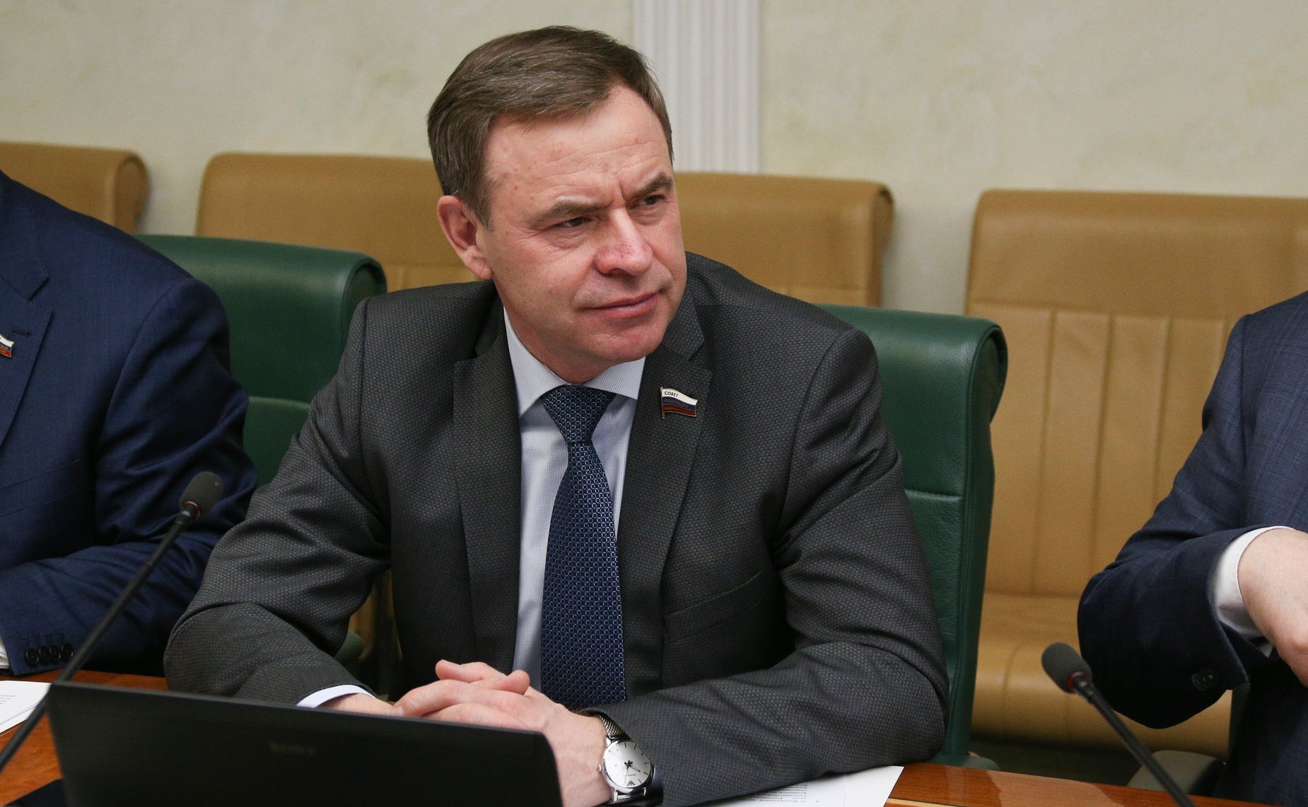 Виктор Новожилов