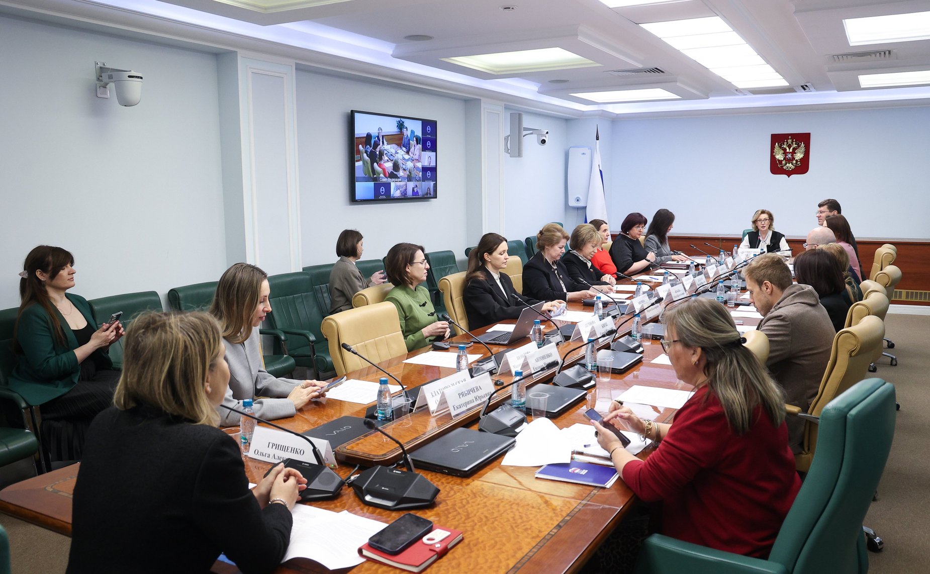 Круглый стол на тему «Индустрия красоты как драйвер развития креативной экономики. Продвижение национальной идентичности и развитие инноваций»