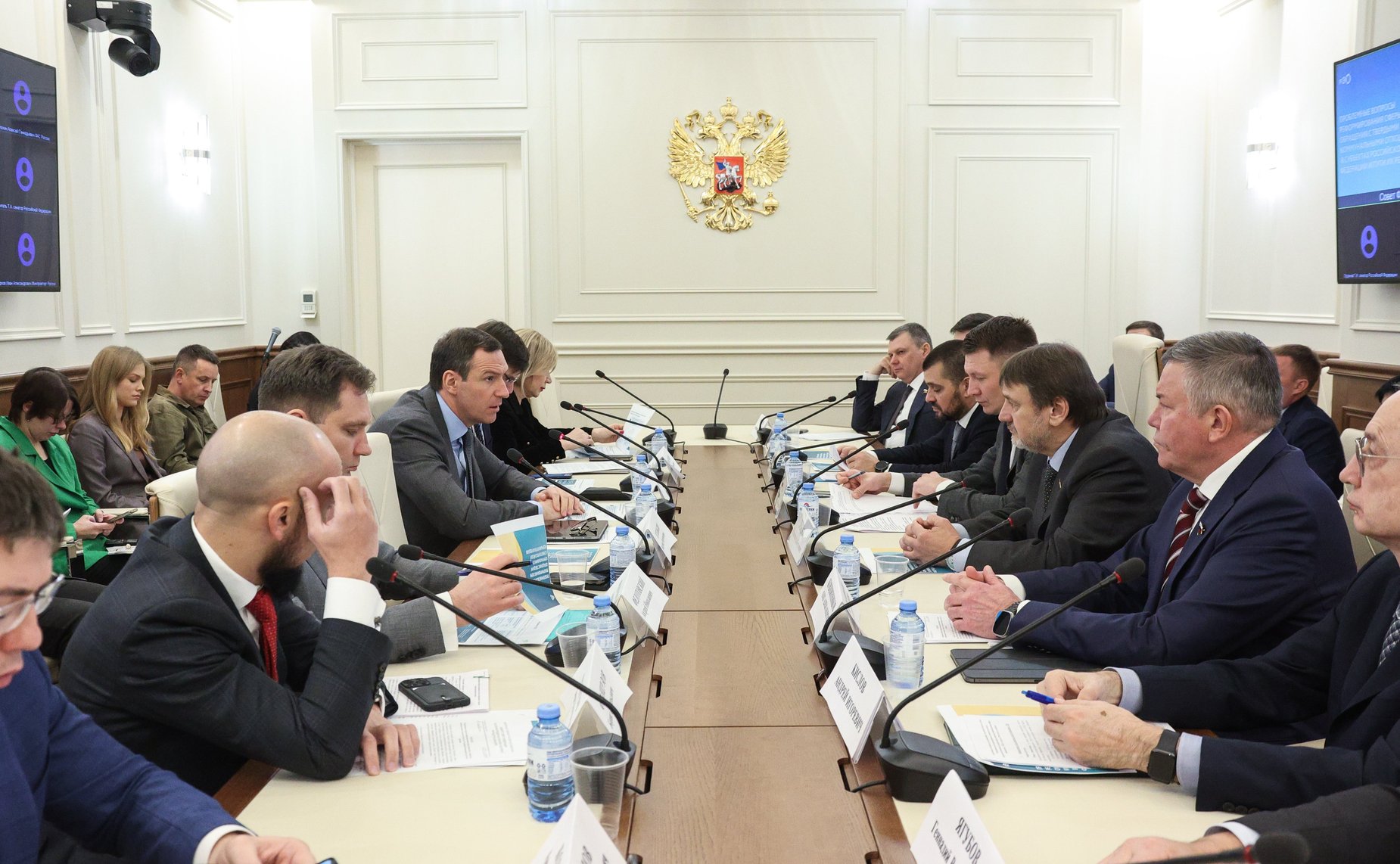 Расширенное заседание Комитета СФ по аграрно-продовольственной политике и природопользованию по проблемным вопросам реформирования сферы обращения с твердыми коммунальными отходами в субъектах РФ