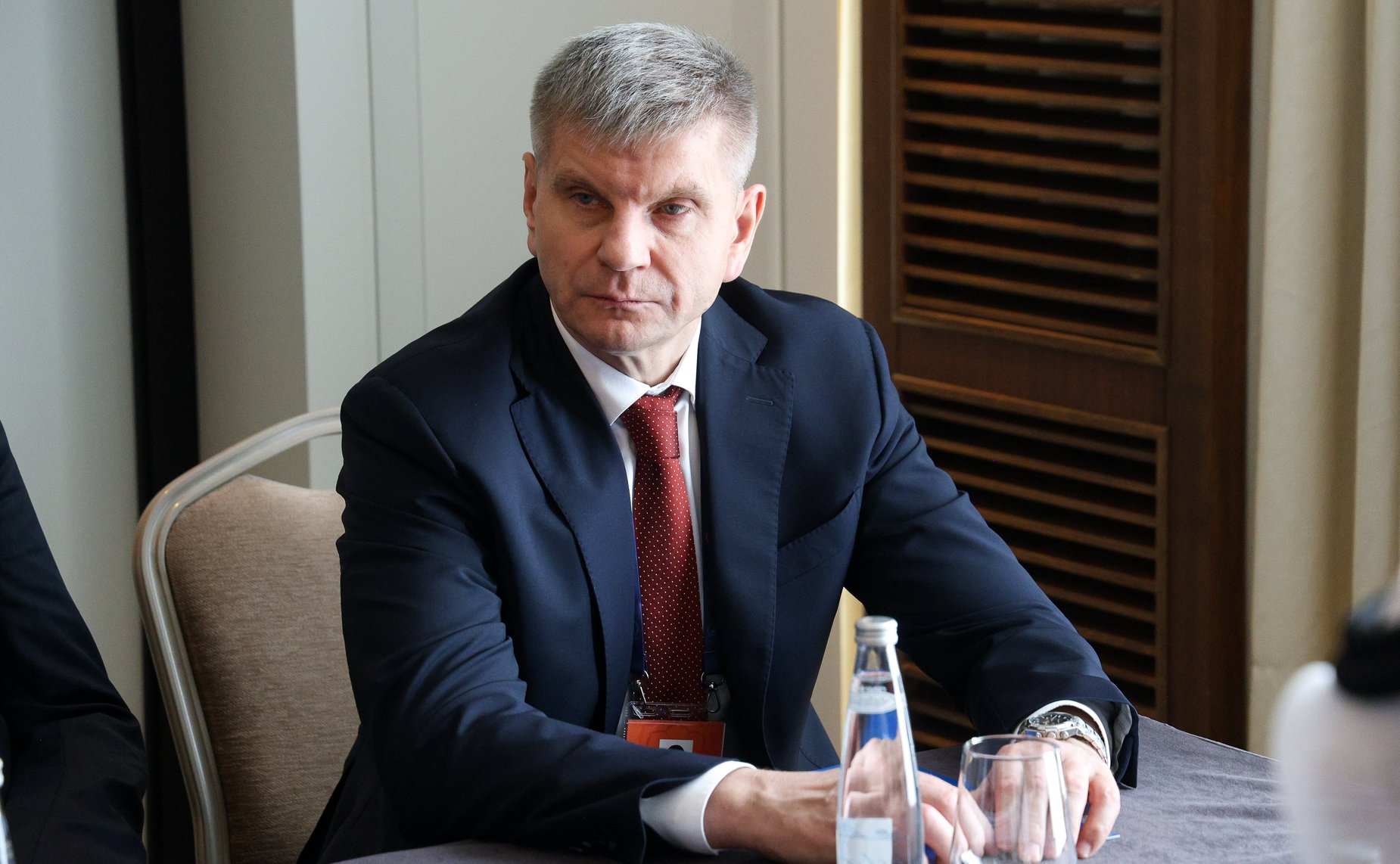 Геннадий Голов