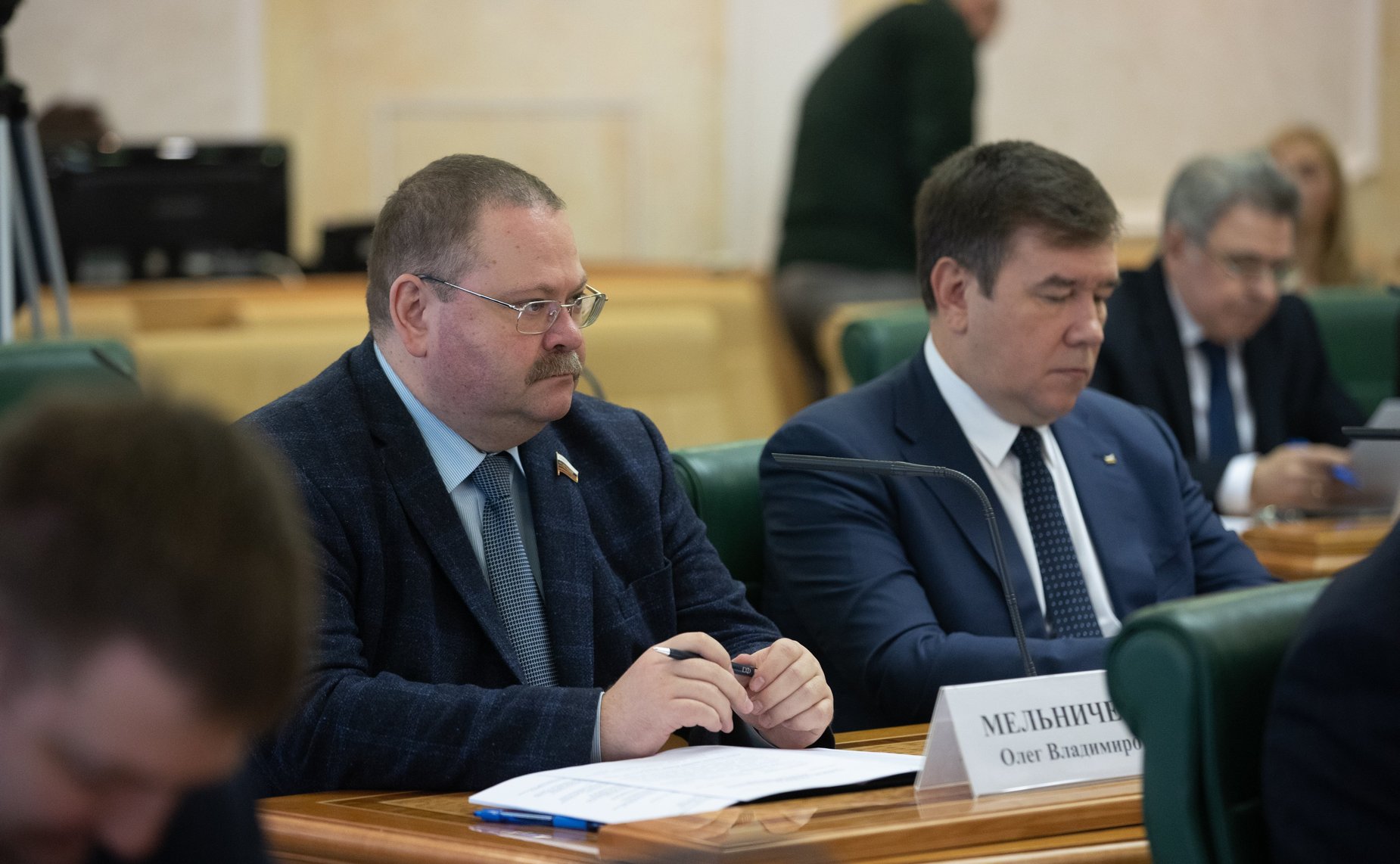 Олег Мельниченко