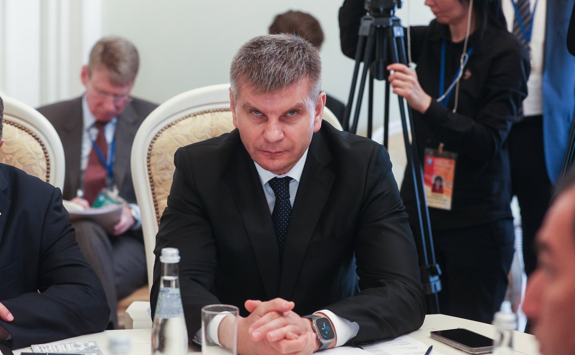 Геннадий Голов