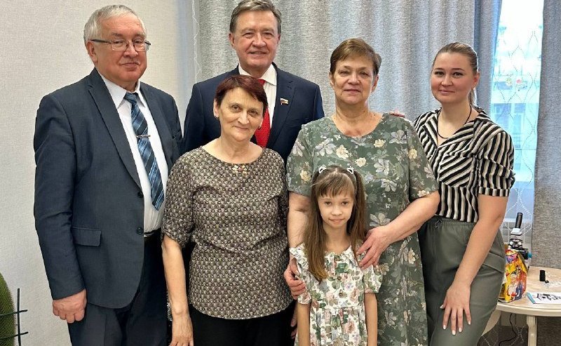 Сергей Рябухин принял участие в ежегодной акции «Ёлка желаний» и исполнил мечты юных ульяновцев