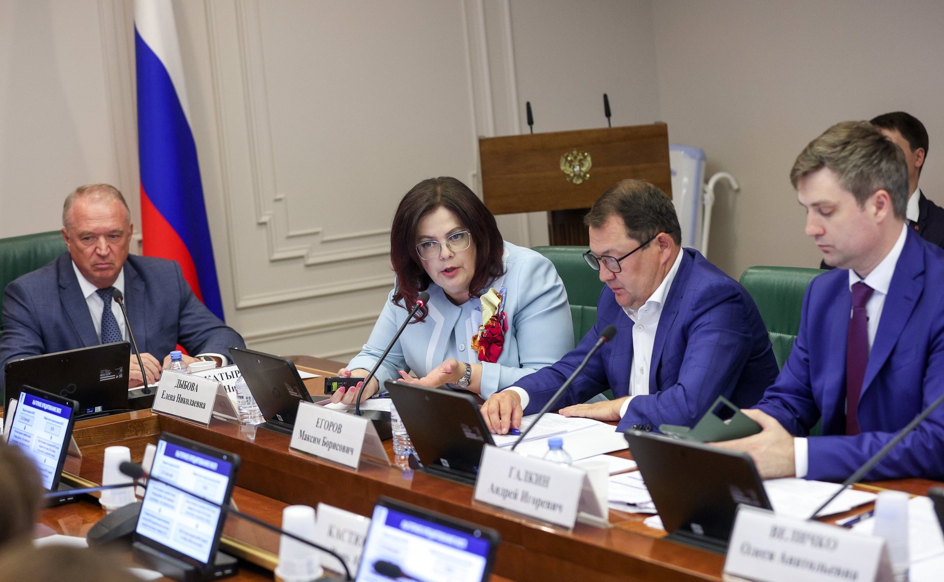 Круглый стол на тему «Актуальные вопросы развития семейного предпринимательства России. Опыт регионов»