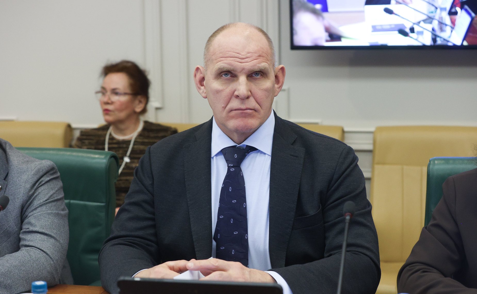 Александр Карелин