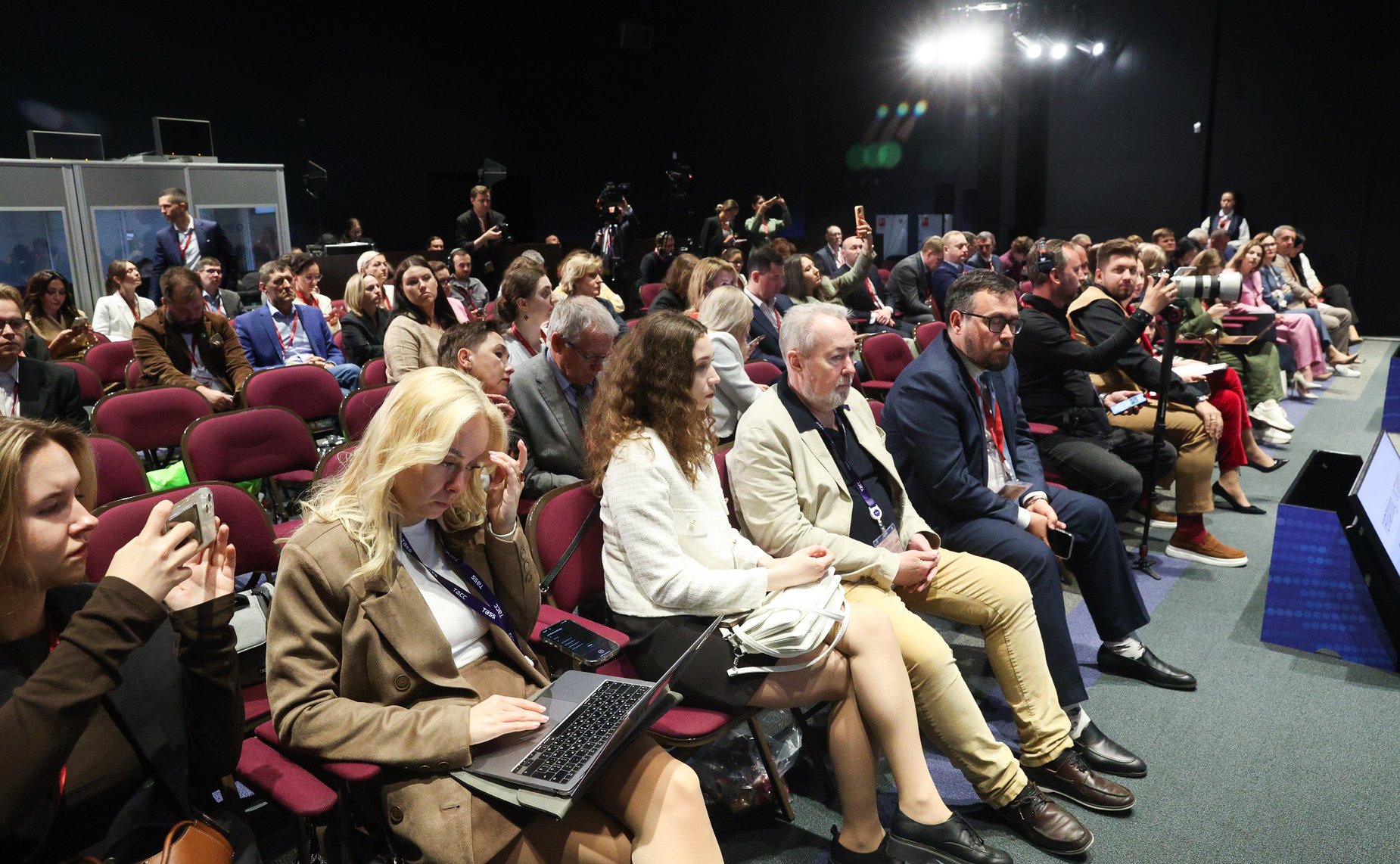 XXVIII Петербургский международный экономический форум (ПМЭФ’25). «Роль государства и медиа в в формировании мировоззрения и ценностей человека»