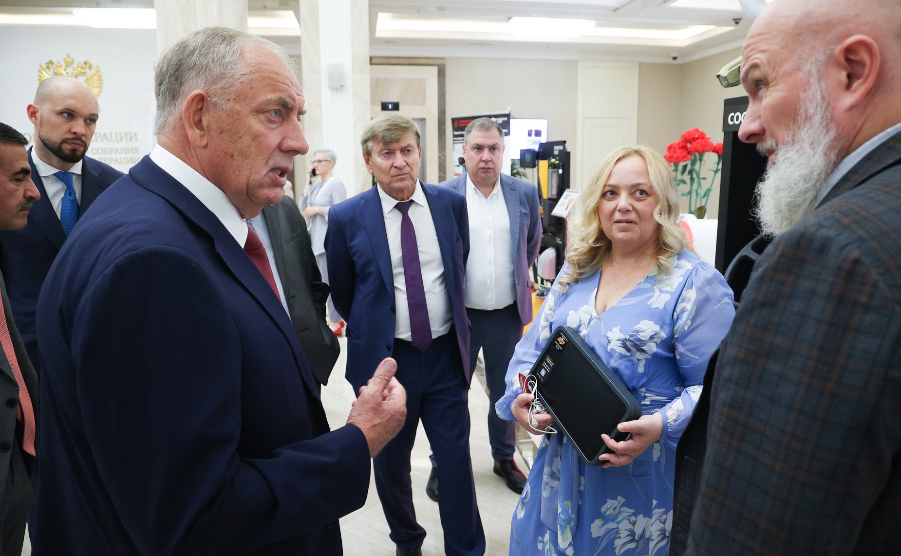 Открытие в Совете Федерации выставки «Робототехника в современном мире на примерах технологий отечественного производителя Когнитив Пилот»