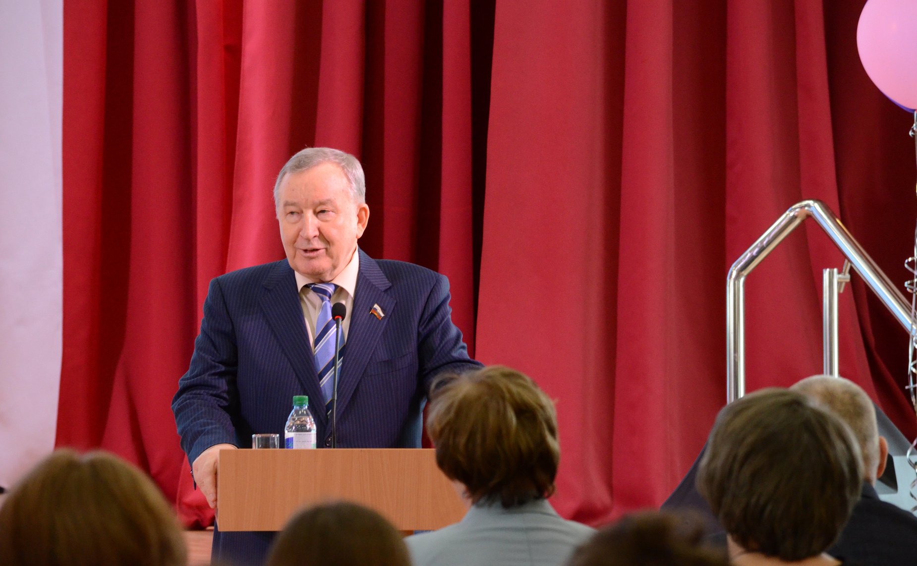 Александр Карлин встретился с коллективами и учащимися образовательных учреждений края