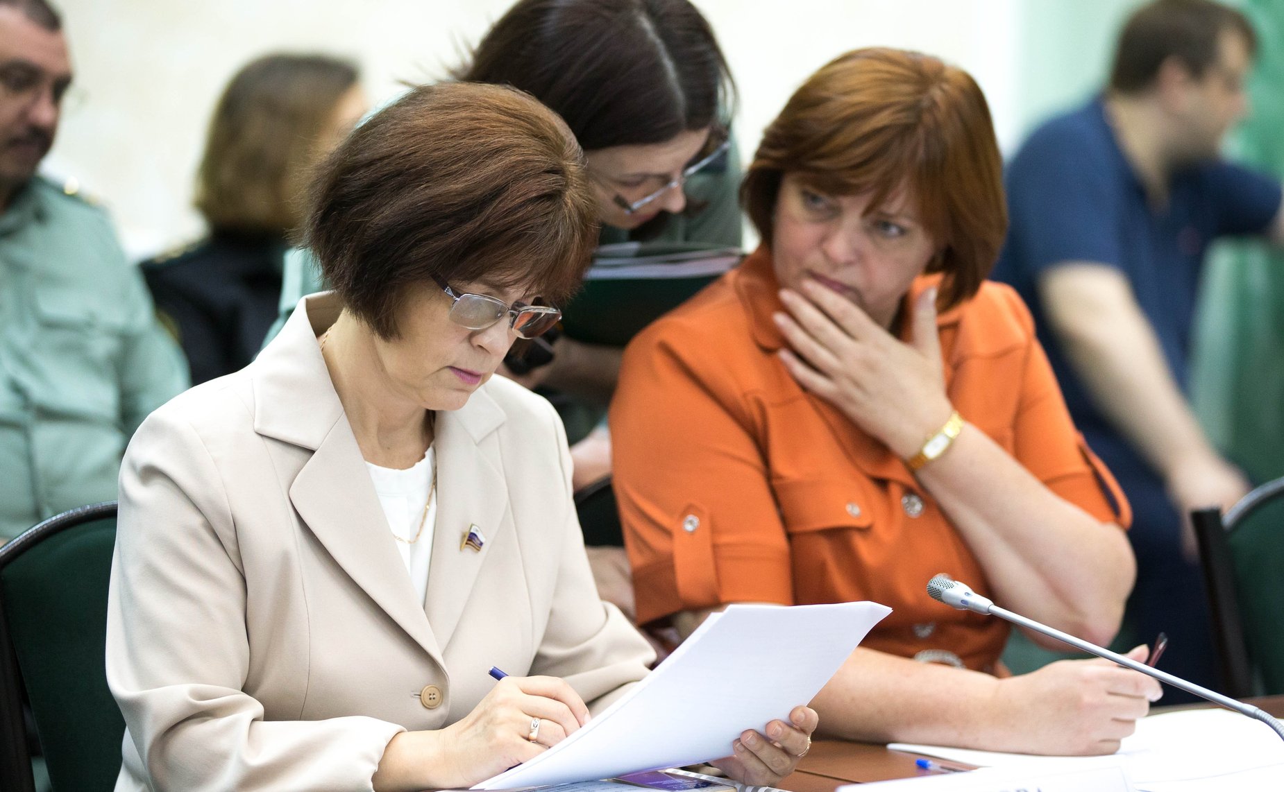 «Круглый стол» на тему «Об эффектности норм семейного законодательства РФ в части алиментных обязательств родителей и детей и о дополнительных мерах воздействия на должников»