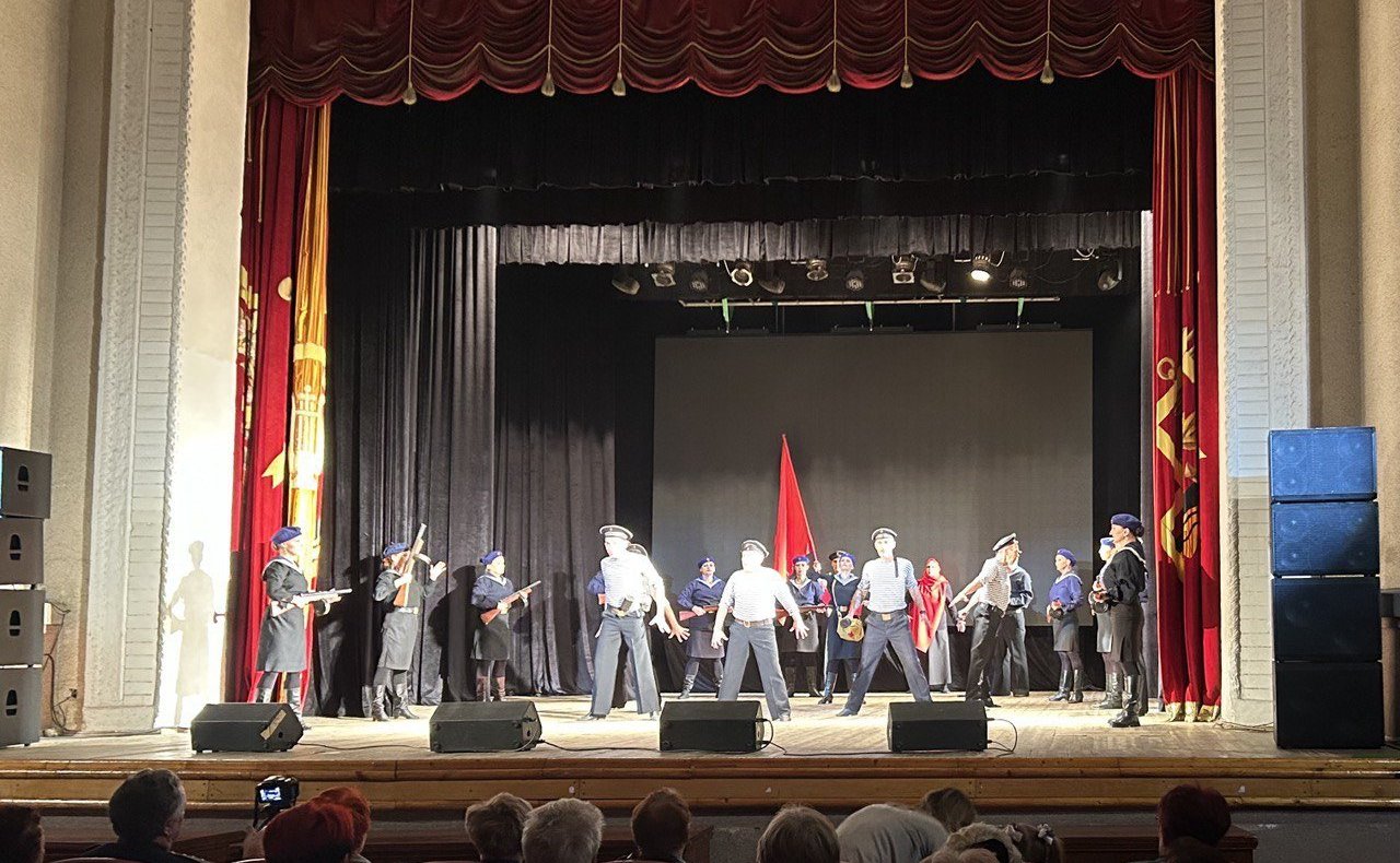 Екатерина Алтабаева посетила концерт, посвящённый Дню гимна Севастополя