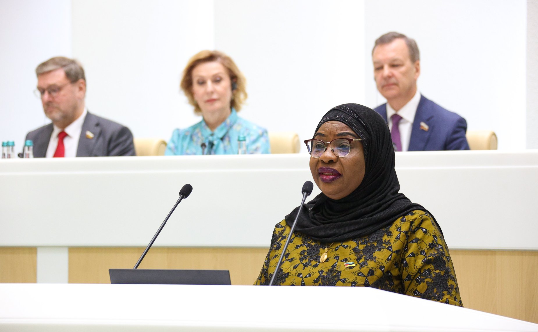 Председатель Ассамблеи Республики Мозамбик Маргарида Адамужи Талапа