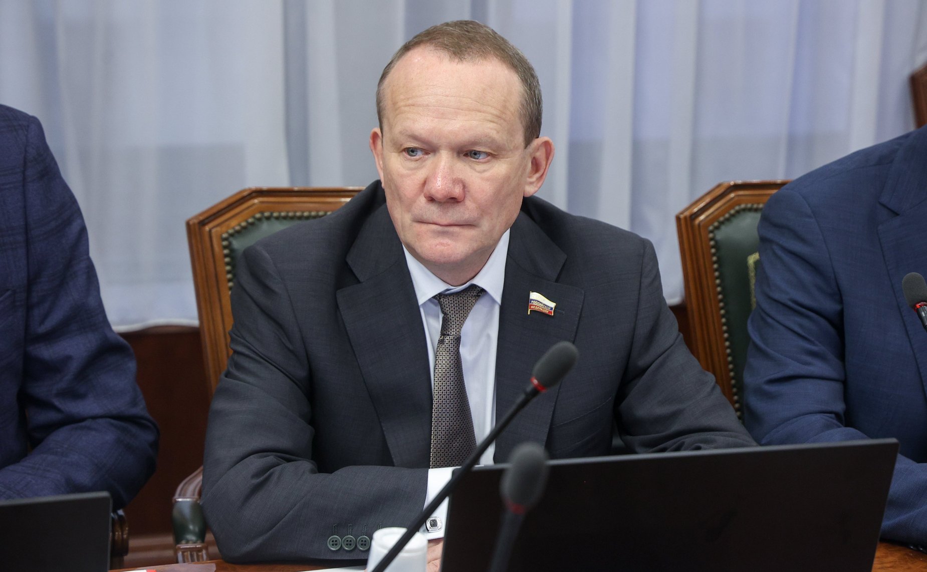 Виктор Зобнев