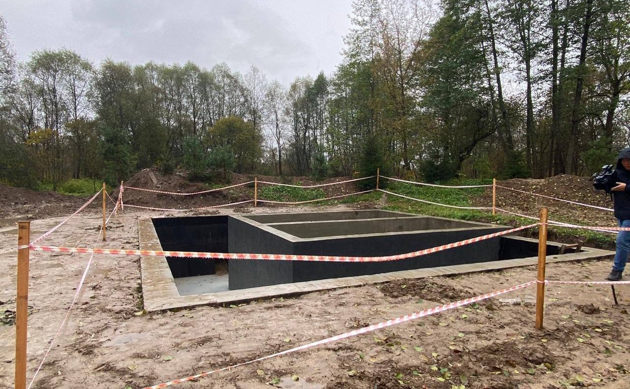 Александр Савин посетил Святой источник и купель в Оптиной пустыни