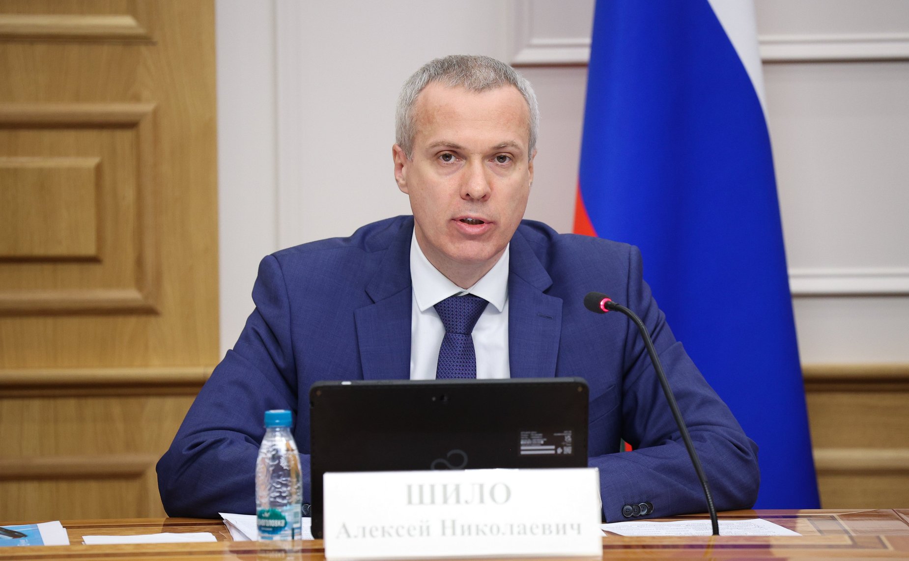 Круглый стол на тему «О ходе подготовки отраслей российской промышленности к реализации проекта по созданию высокоскоростной железнодорожной магистрали Москва-Санкт-Петербург»