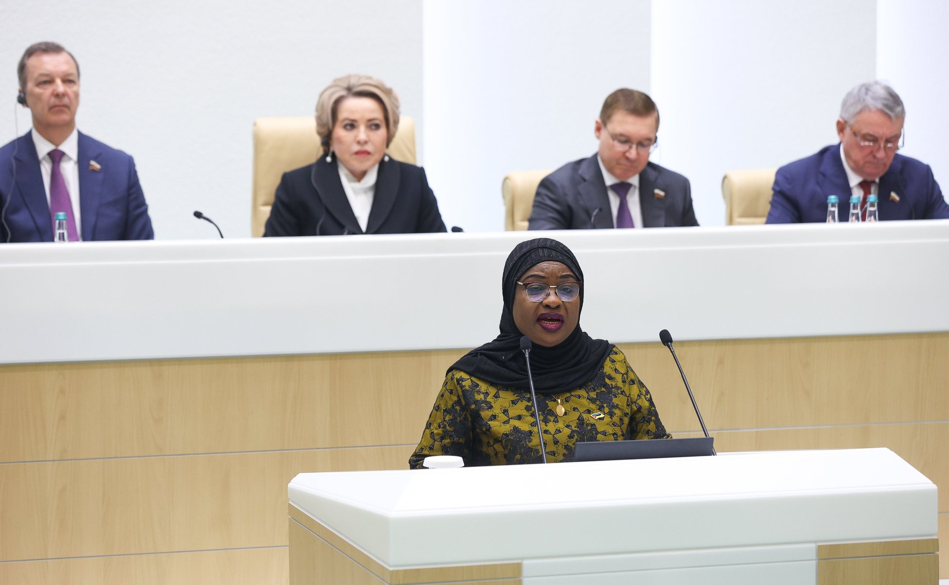 Председатель Ассамблеи Республики Мозамбик Маргарида Адамужи Талапа