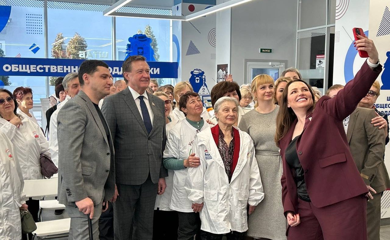 Сенаторы приняли участие в IX Всероссийском Форуме деловых женщин в Ульяновске