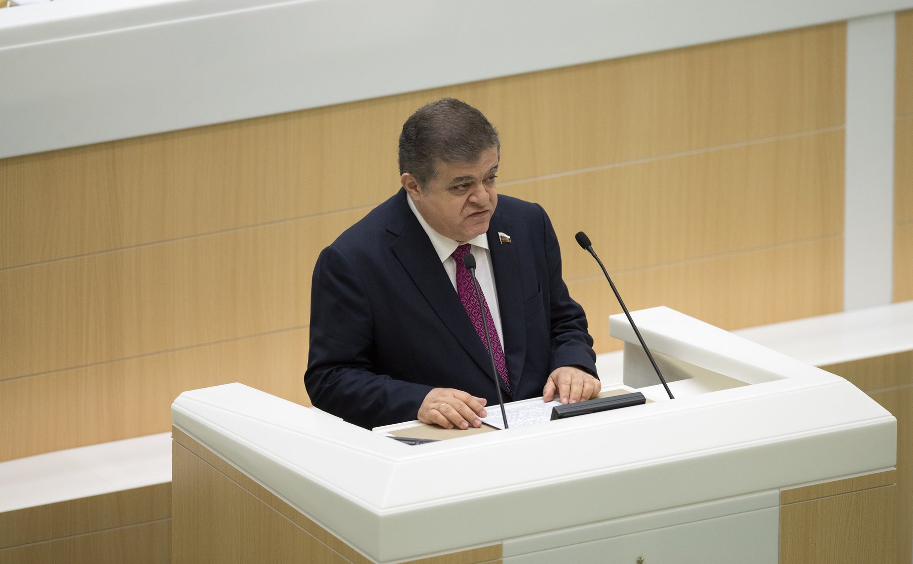 В. Джабаров