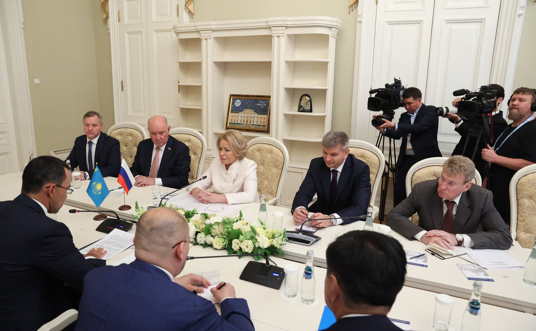 Встреча Валентины Матвиенко с Председателем Сената Парламента Республики Казахстан Мауленом Ашимбаевым