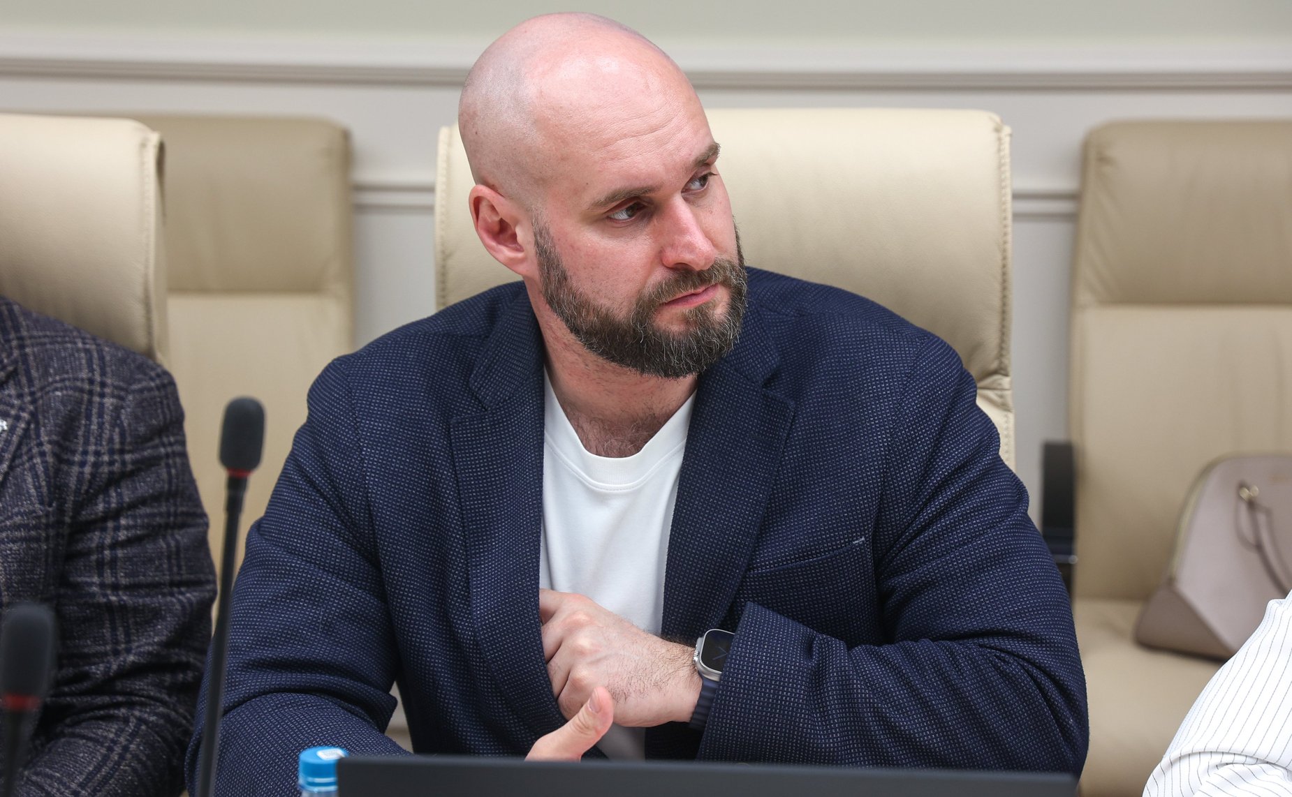 Круглый стол Комитета Совета Федерации по экономической политике совместно с Комитетом Совета Федерации по науке, образованию и культуре «Проблемы реализации национального проекта «Беспилотные авиационные системы». Подготовка кадров»