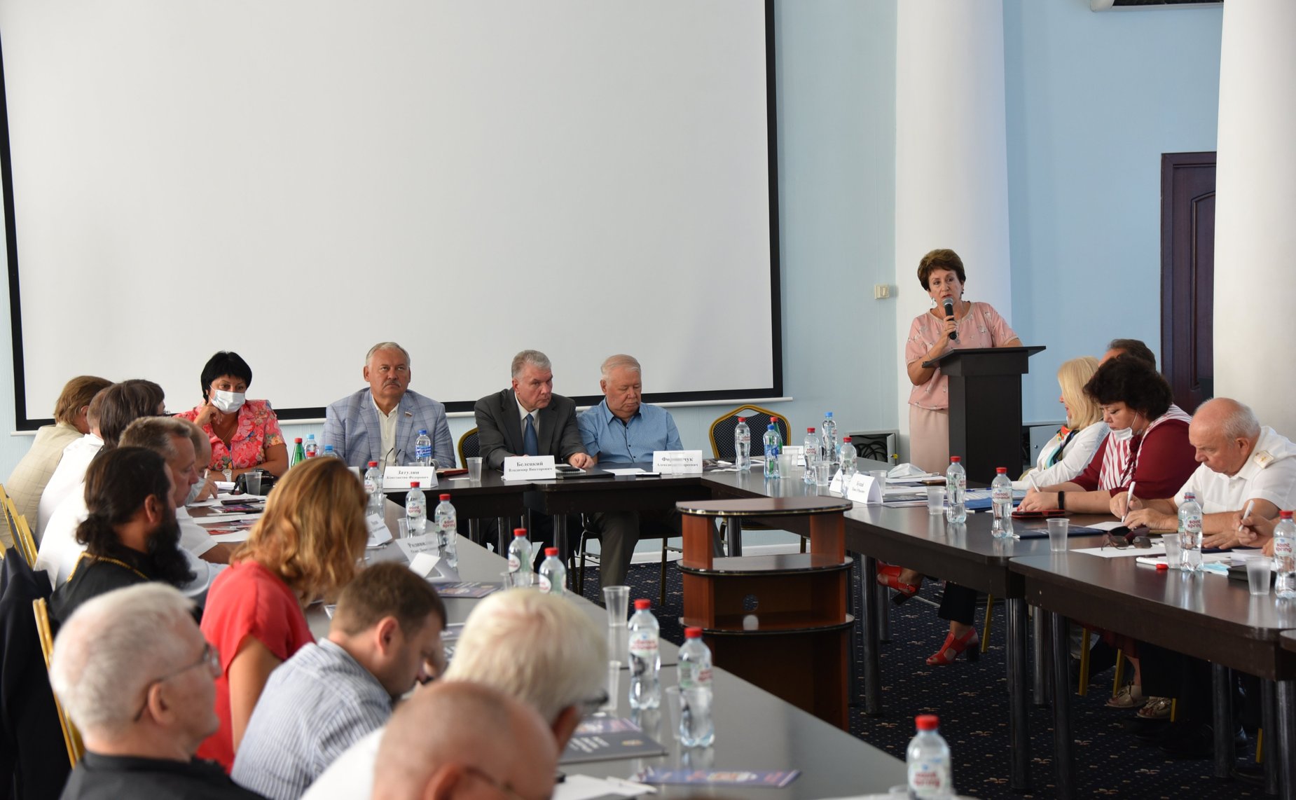 Екатерина Алтабаева в ходе поездки в регион приняла участие в научно-практической конференции «Крымская реальность России против «крымской мифологии» Украины»