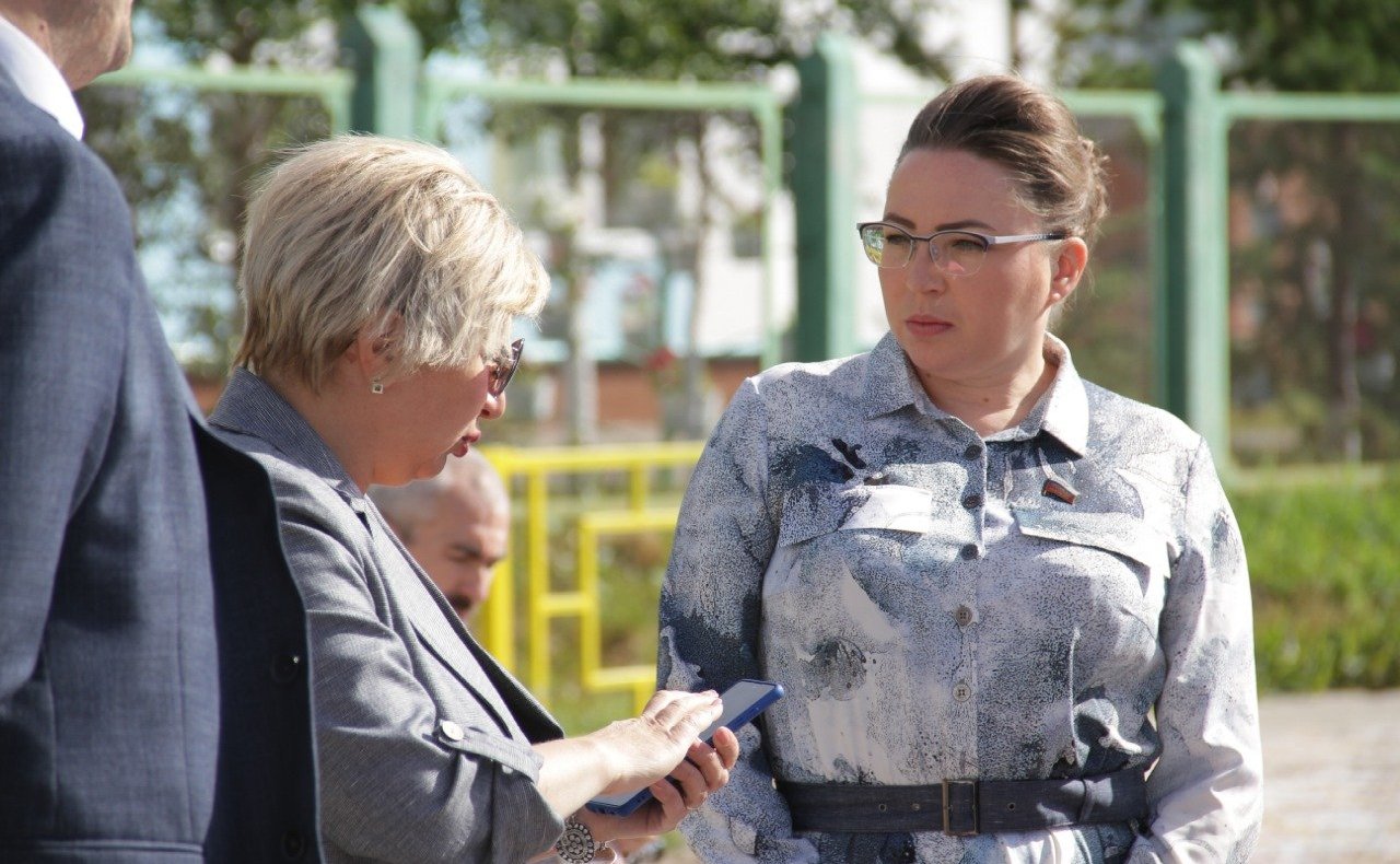 Елена Шумилова в рамках работы в регионе проинспектировала два объекта городской инфраструктуры в г. Усинске