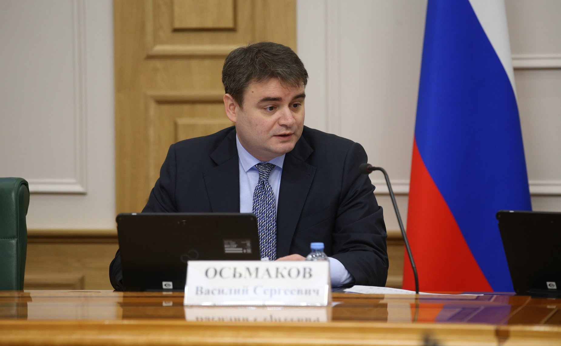 Парламентские слушания «О поддержке импортозамещения продукции, услуг и технологий, критически важных с точки зрения зависимости от импорта, в гражданских отраслях промышленности РФ»