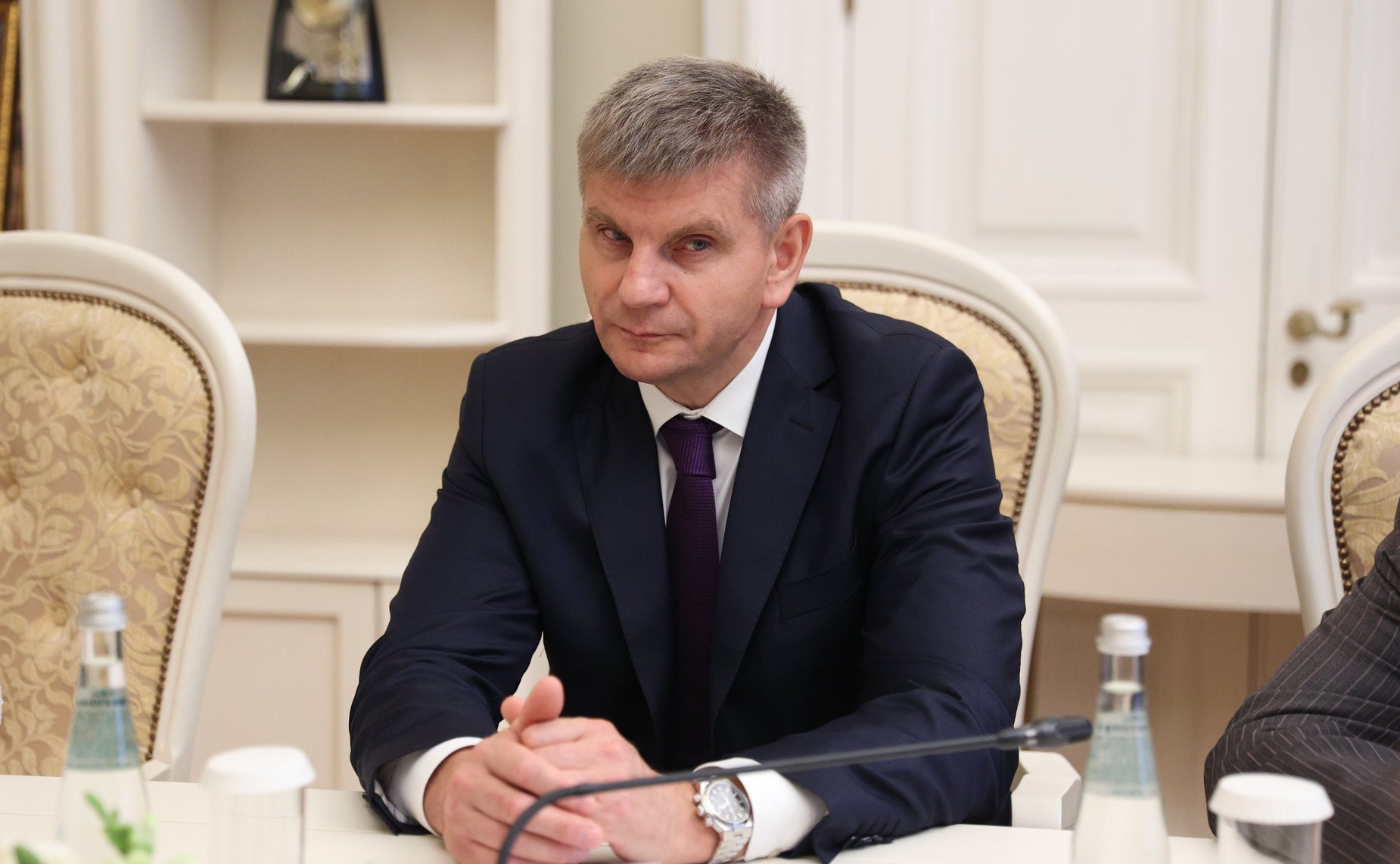 Геннадий Голов