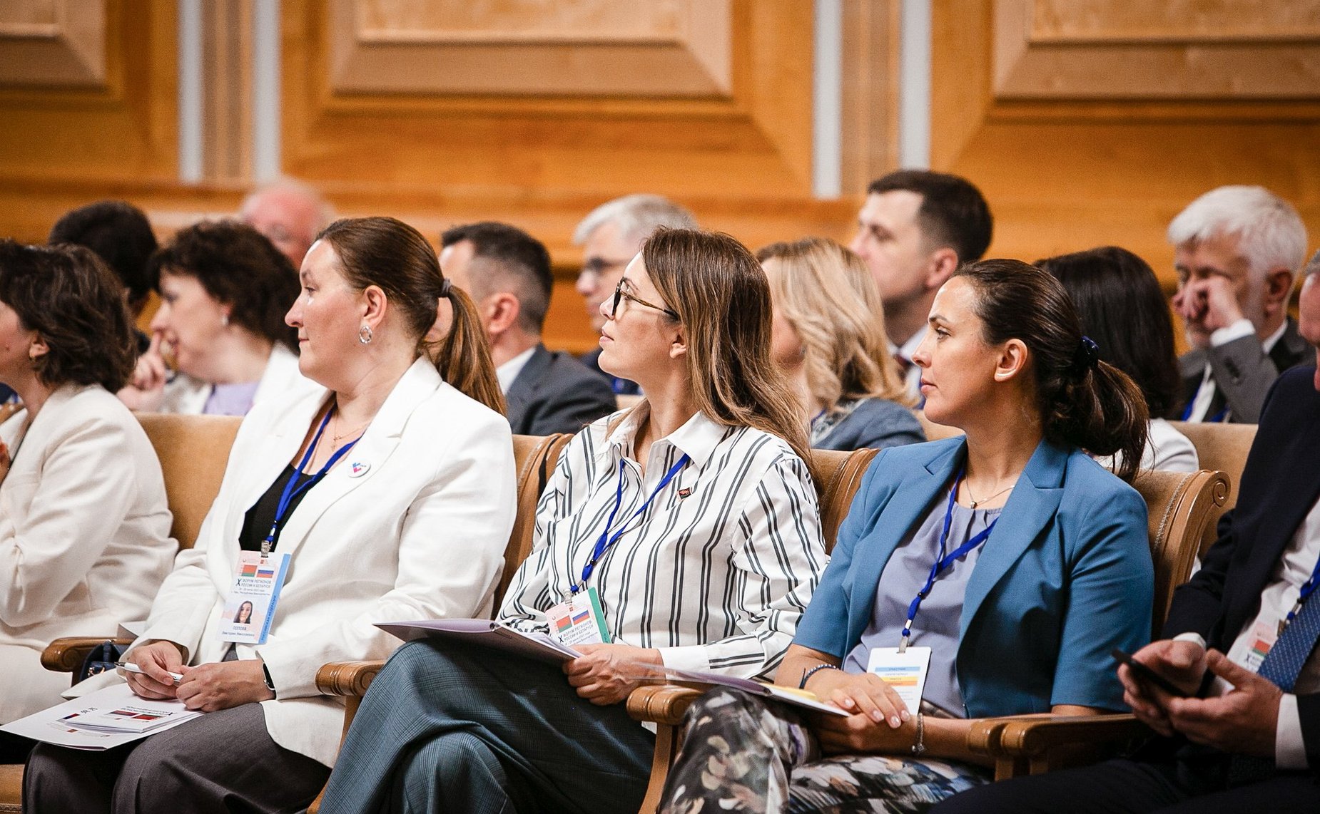 Заседание секции 1 «Гуманитарное сотрудничество России и Беларуси. Итоги десятилетия и перспективы развития». X Форум регионов России и Беларуси