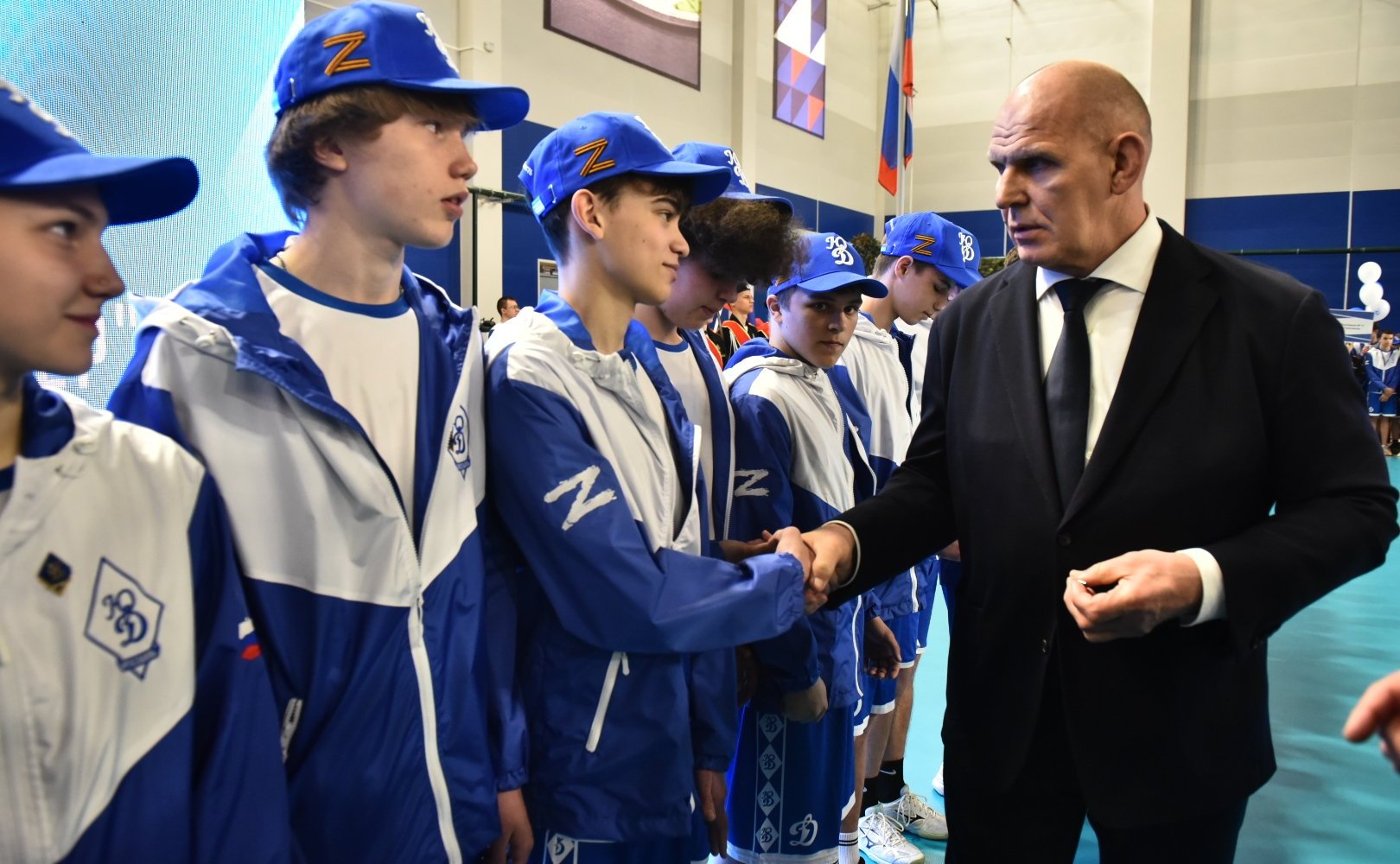 Александр Карелин