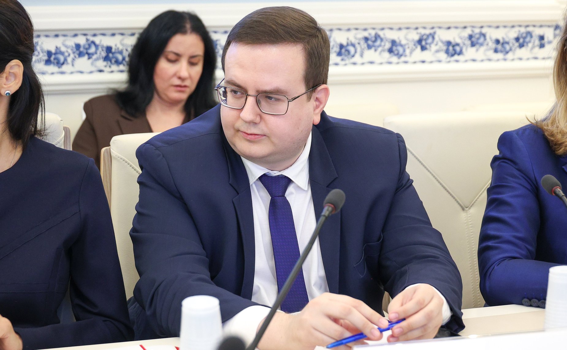 Круглый стол Комитета СФ по науке, образованию и культуре на тему «Русский язык на пространстве Содружества Независимых Государств: проблемы и перспективы»