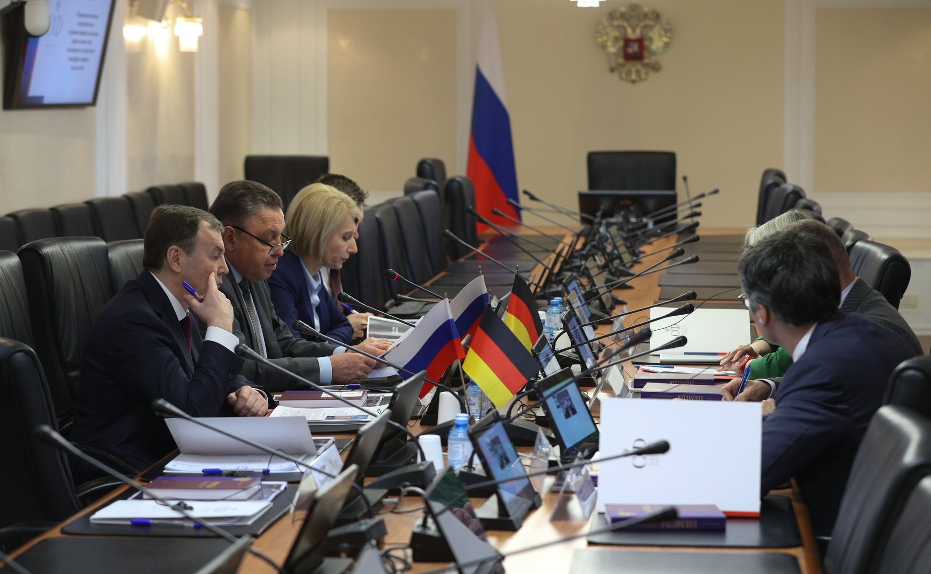 Международный «круглый стол» на тему «Германо-Российское сотрудничество: создание опорных центров в форме совместных технопарков для развития трансфера знаний и технологий»